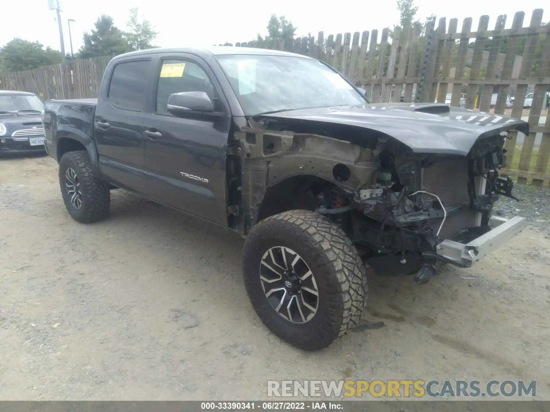 1 Photograph of a damaged car 3TMCZ5AN4LM355779 TOYOTA TACOMA 4WD 2020