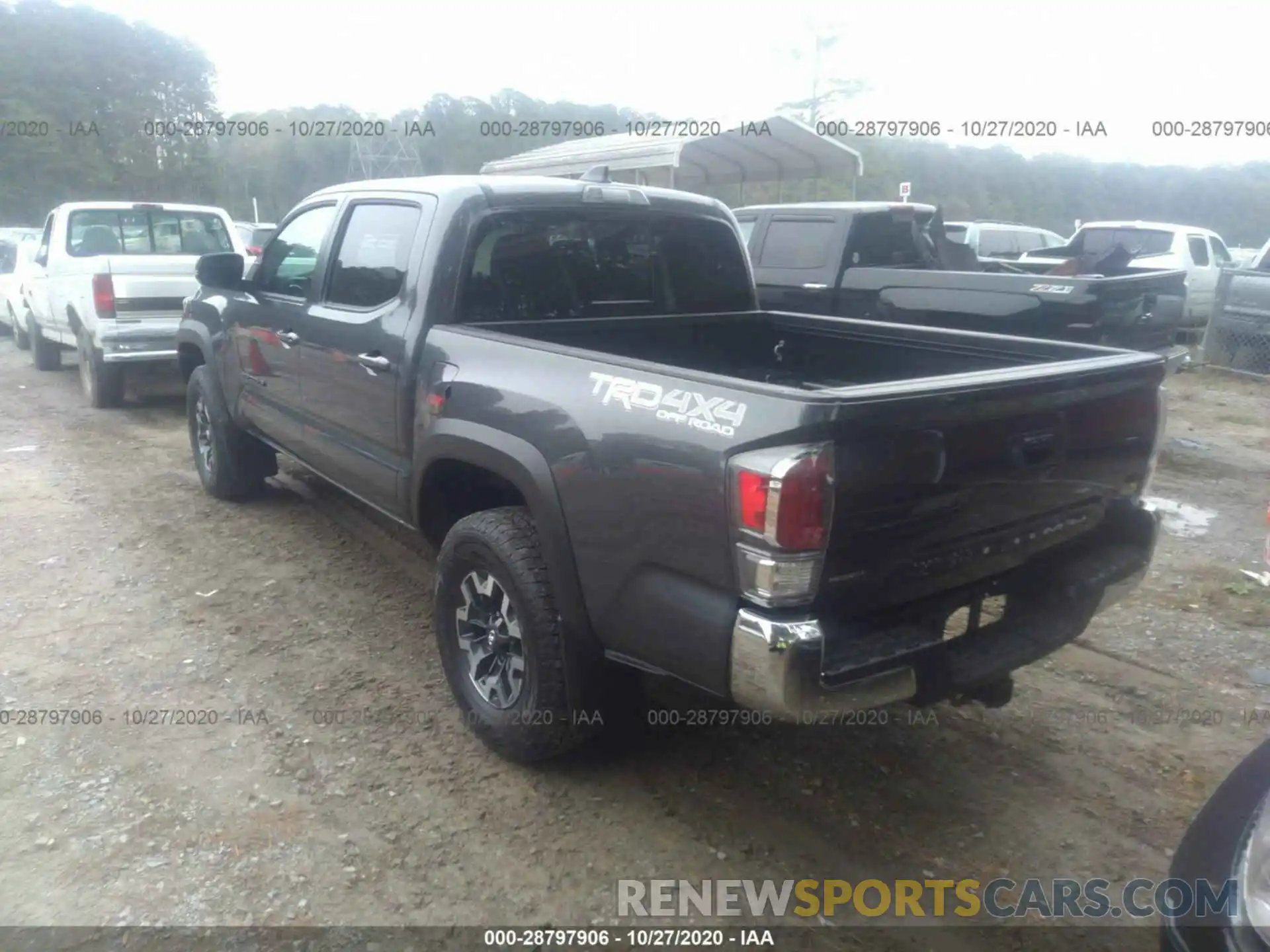 3 Photograph of a damaged car 3TMCZ5AN4LM363011 TOYOTA TACOMA 4WD 2020