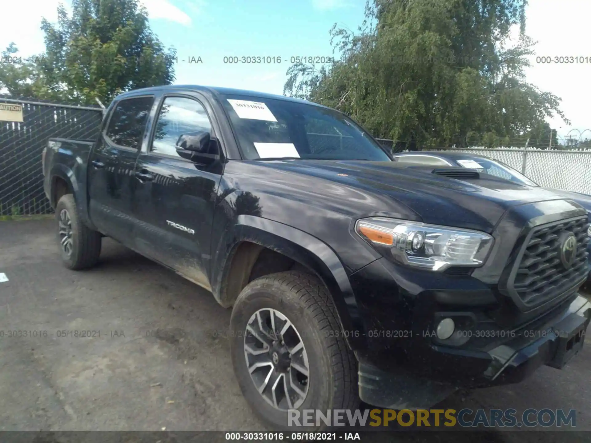 1 Photograph of a damaged car 3TMCZ5AN4LM363171 TOYOTA TACOMA 4WD 2020