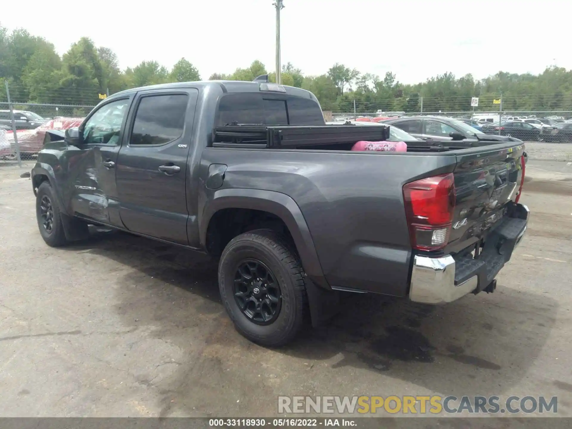 3 Фотография поврежденного автомобиля 3TMCZ5AN4LM365244 TOYOTA TACOMA 4WD 2020