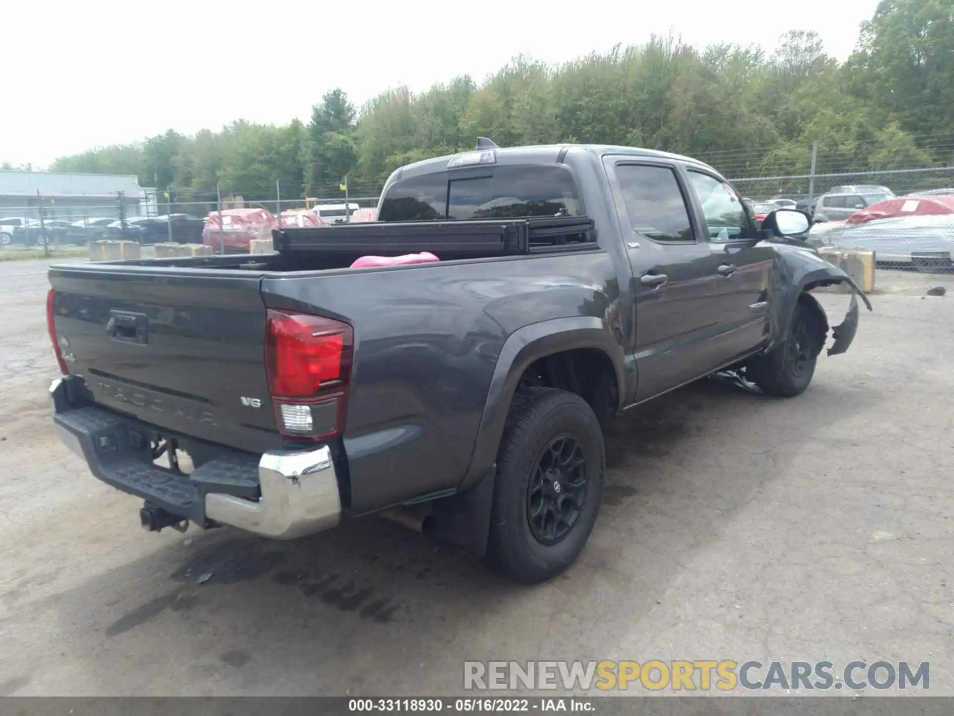 4 Фотография поврежденного автомобиля 3TMCZ5AN4LM365244 TOYOTA TACOMA 4WD 2020