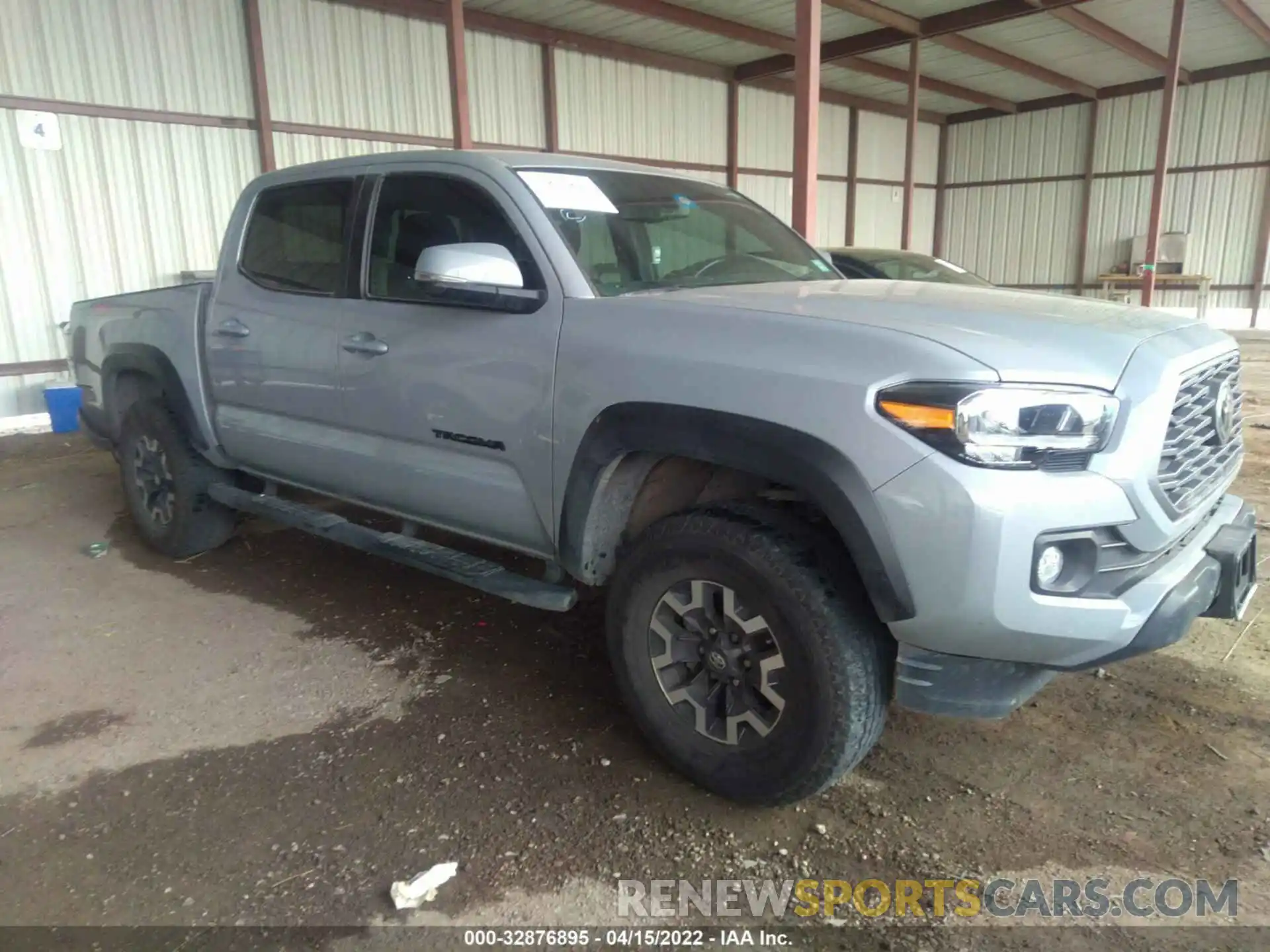 1 Photograph of a damaged car 3TMCZ5AN4LM367303 TOYOTA TACOMA 4WD 2020