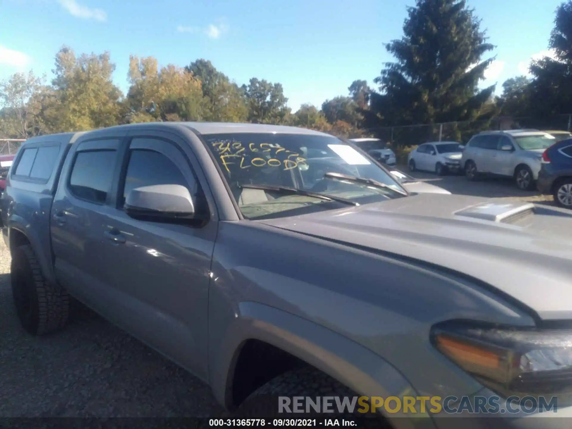 6 Photograph of a damaged car 3TMCZ5AN4LM368936 TOYOTA TACOMA 4WD 2020