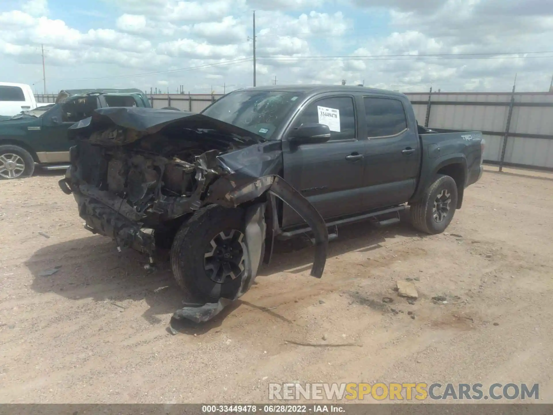 2 Photograph of a damaged car 3TMCZ5AN4LM369715 TOYOTA TACOMA 4WD 2020