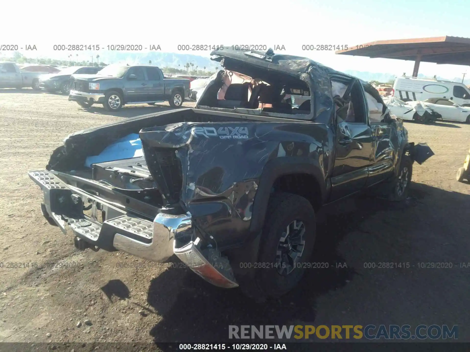 4 Photograph of a damaged car 3TMCZ5AN5LM298699 TOYOTA TACOMA 4WD 2020