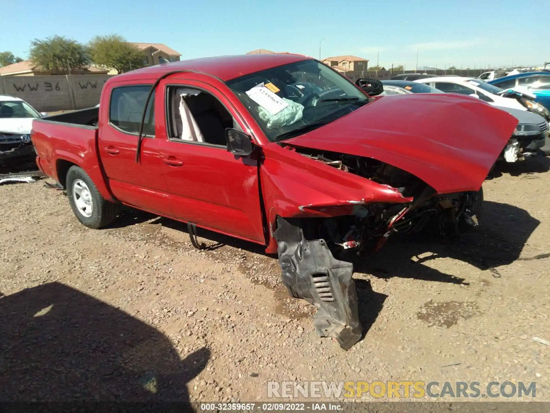 1 Photograph of a damaged car 3TMCZ5AN5LM311497 TOYOTA TACOMA 4WD 2020