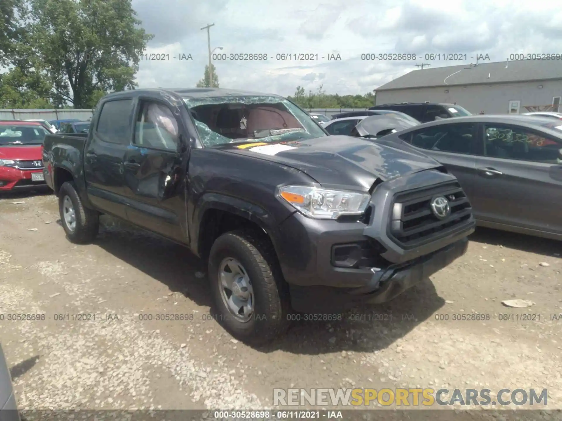 1 Photograph of a damaged car 3TMCZ5AN5LM313539 TOYOTA TACOMA 4WD 2020