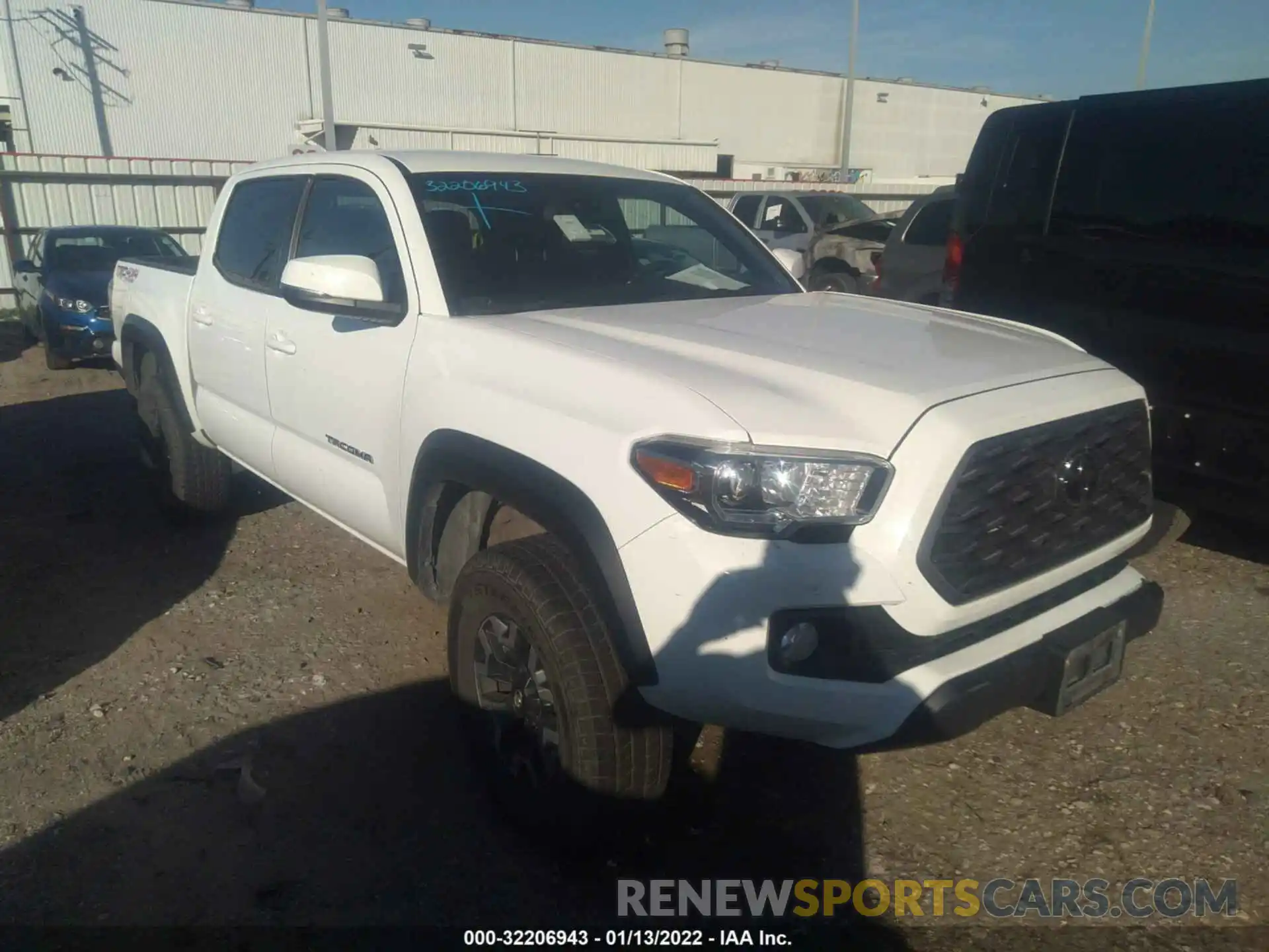 1 Photograph of a damaged car 3TMCZ5AN5LM314190 TOYOTA TACOMA 4WD 2020