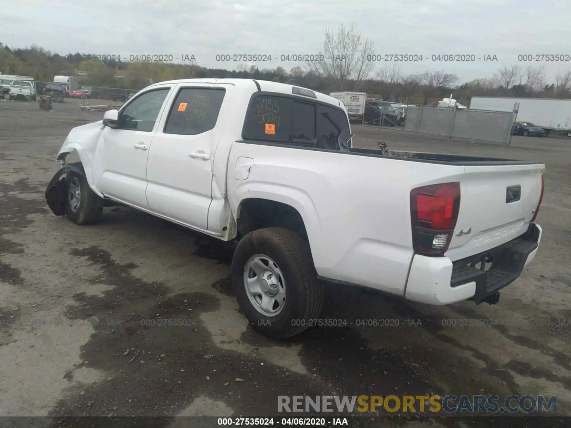 3 Фотография поврежденного автомобиля 3TMCZ5AN5LM317963 TOYOTA TACOMA 4WD 2020