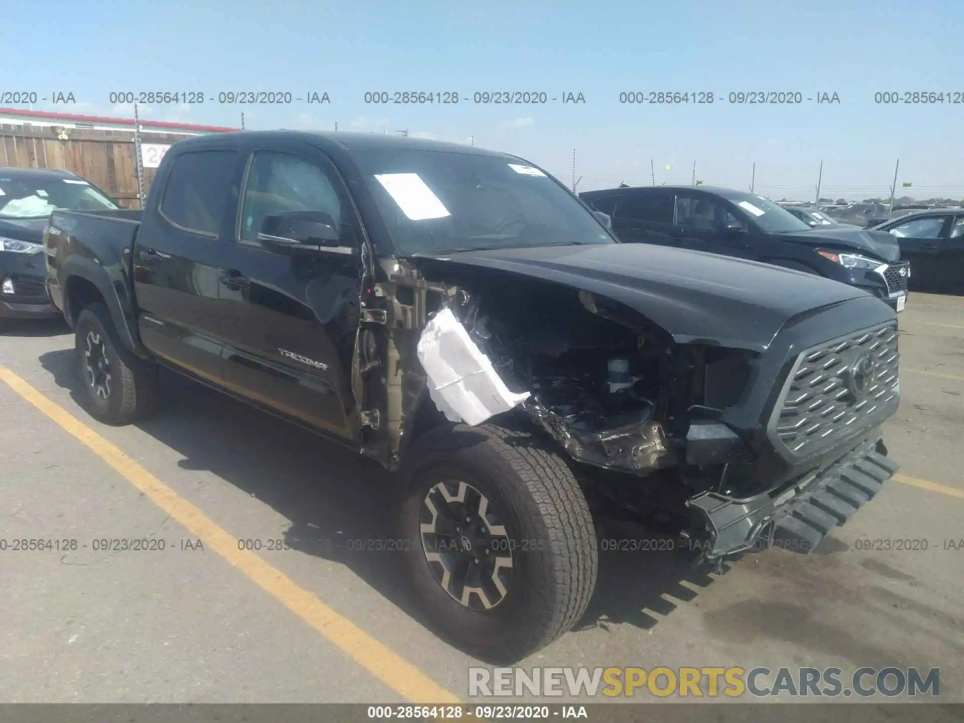 1 Photograph of a damaged car 3TMCZ5AN5LM322015 TOYOTA TACOMA 4WD 2020