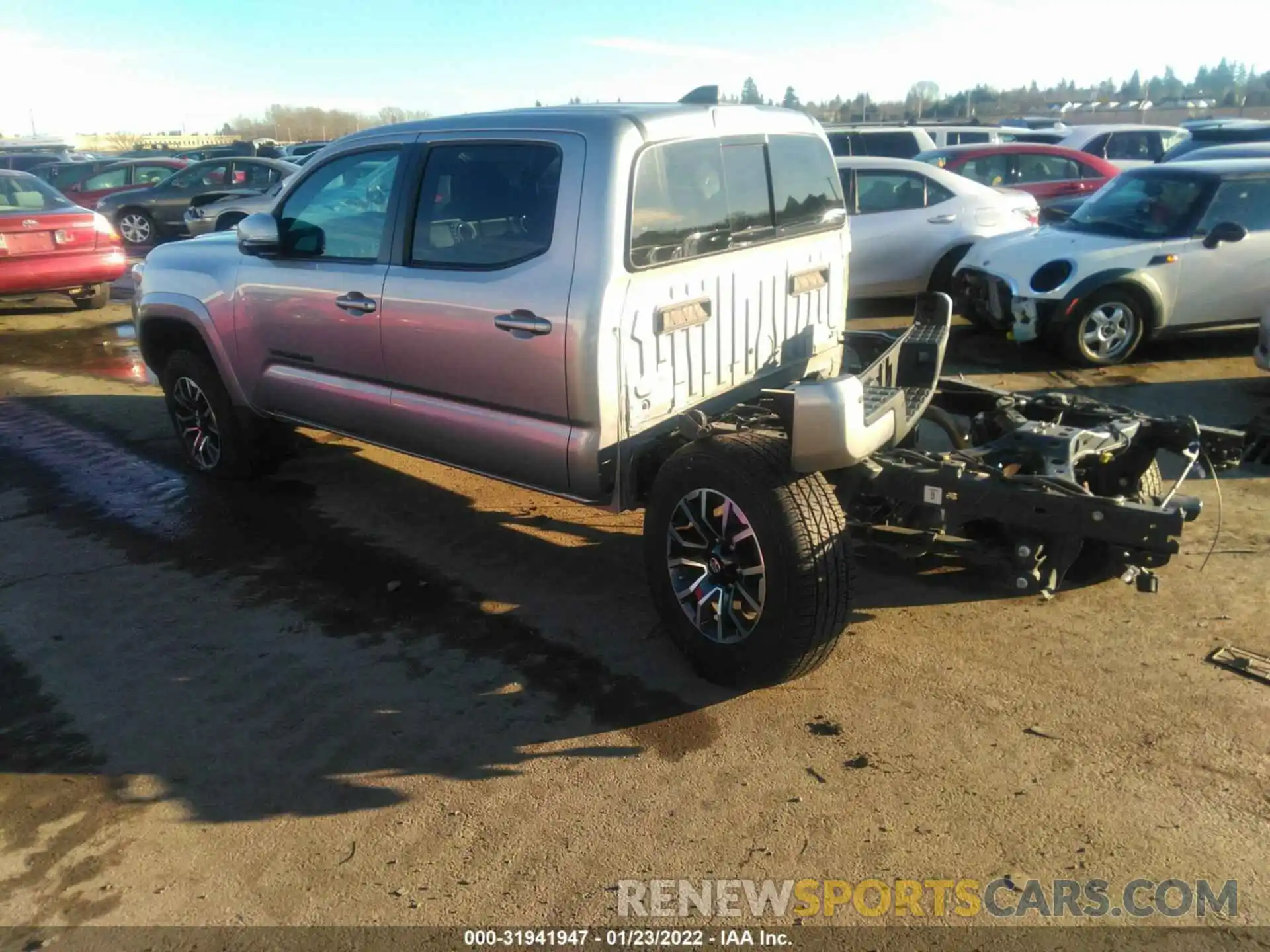 3 Photograph of a damaged car 3TMCZ5AN5LM324217 TOYOTA TACOMA 4WD 2020