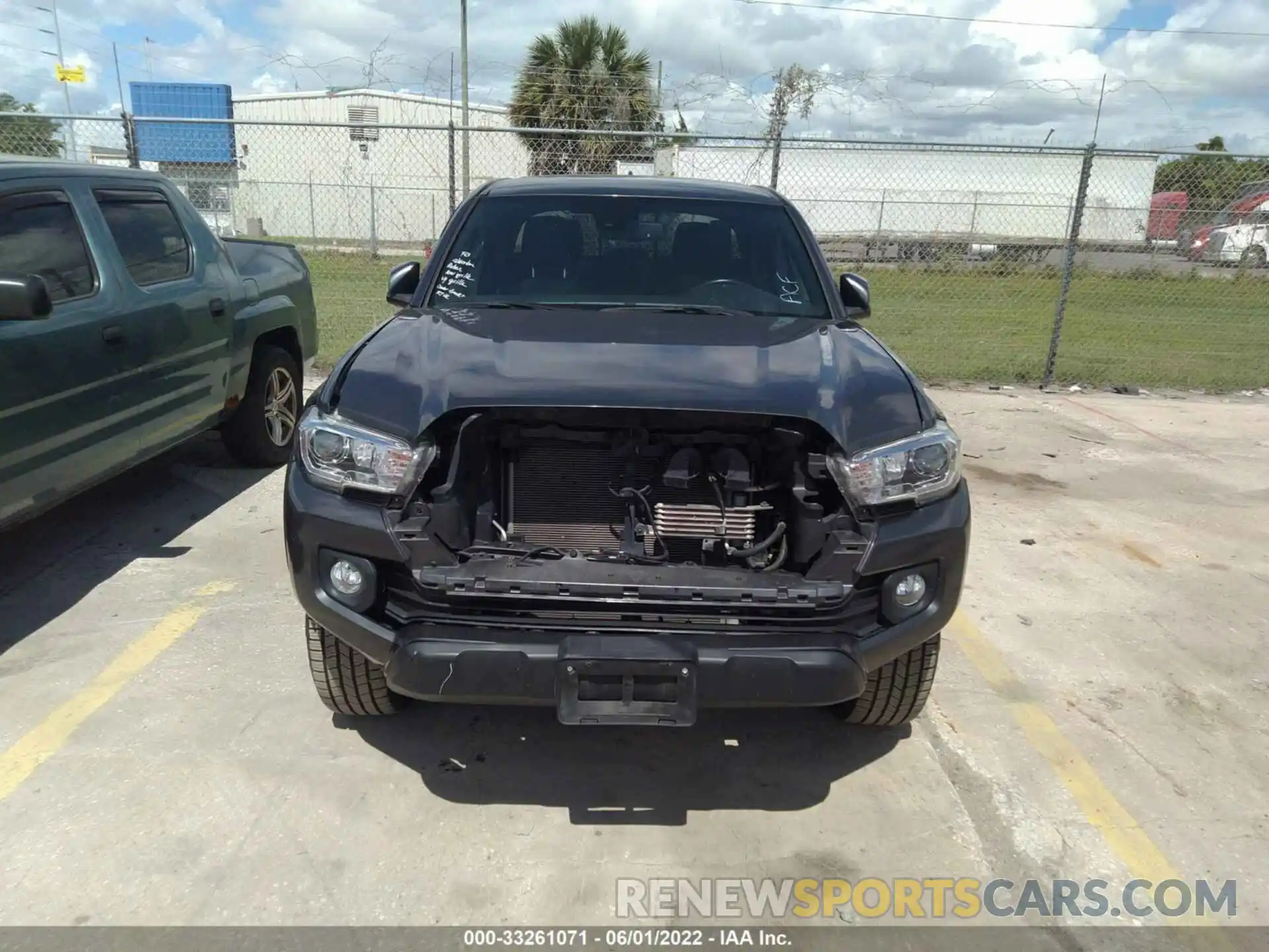 6 Photograph of a damaged car 3TMCZ5AN5LM329532 TOYOTA TACOMA 4WD 2020