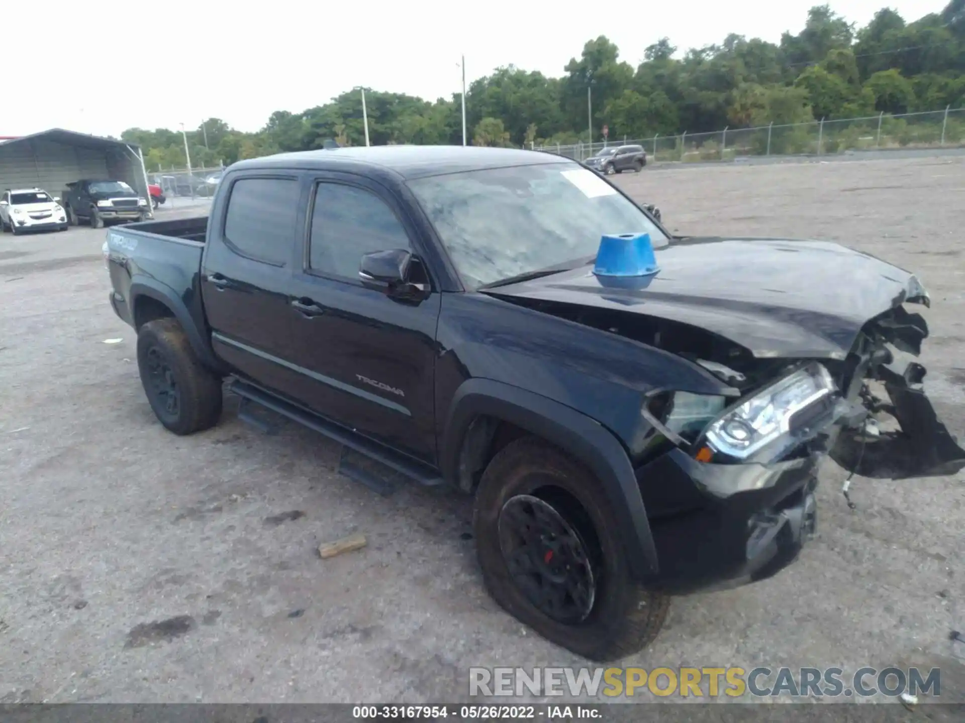 1 Photograph of a damaged car 3TMCZ5AN5LM331426 TOYOTA TACOMA 4WD 2020