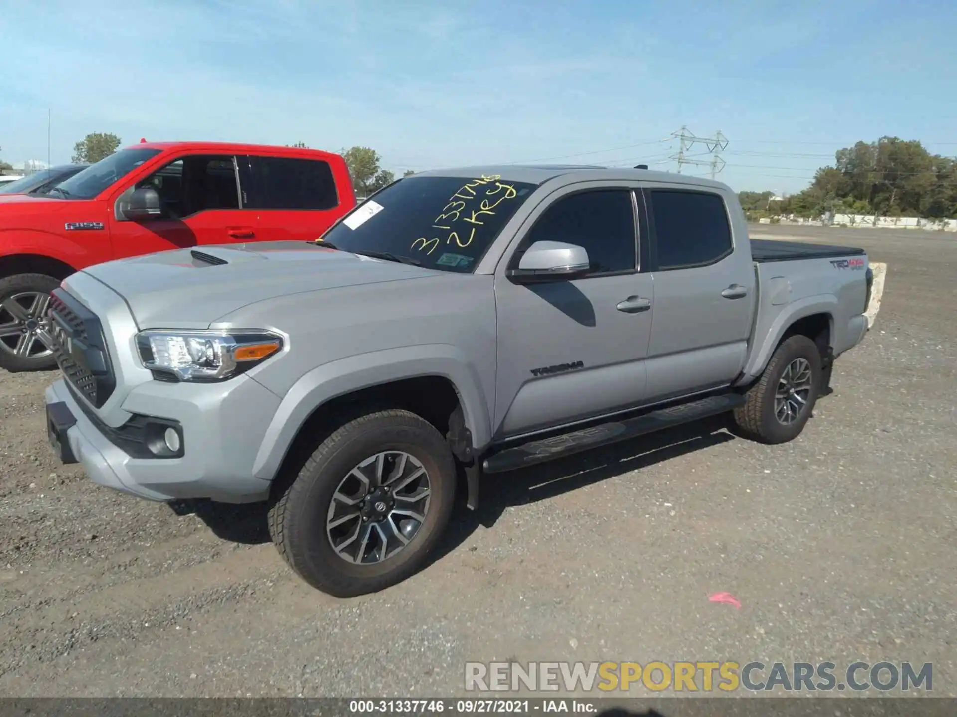 2 Photograph of a damaged car 3TMCZ5AN5LM350137 TOYOTA TACOMA 4WD 2020