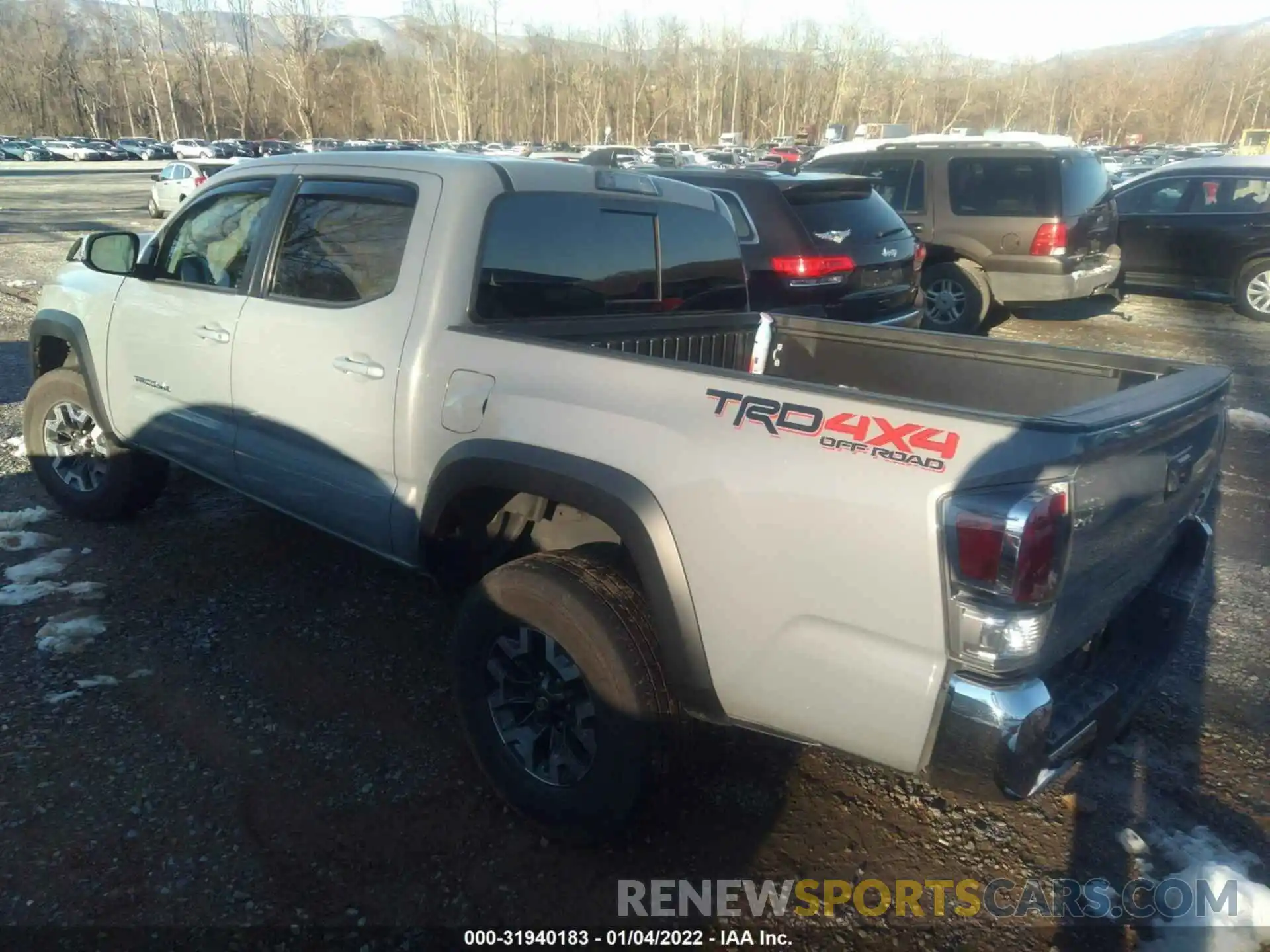 3 Photograph of a damaged car 3TMCZ5AN5LM354561 TOYOTA TACOMA 4WD 2020