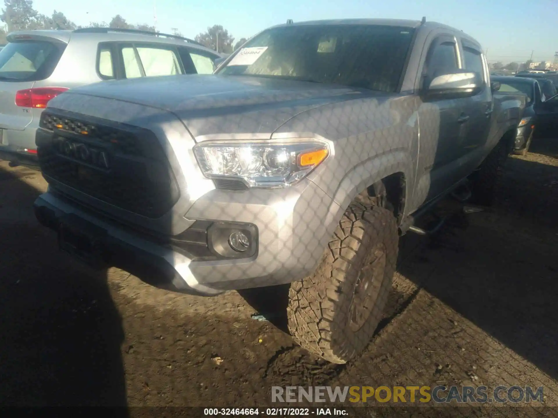 2 Photograph of a damaged car 3TMCZ5AN5LM358044 TOYOTA TACOMA 4WD 2020