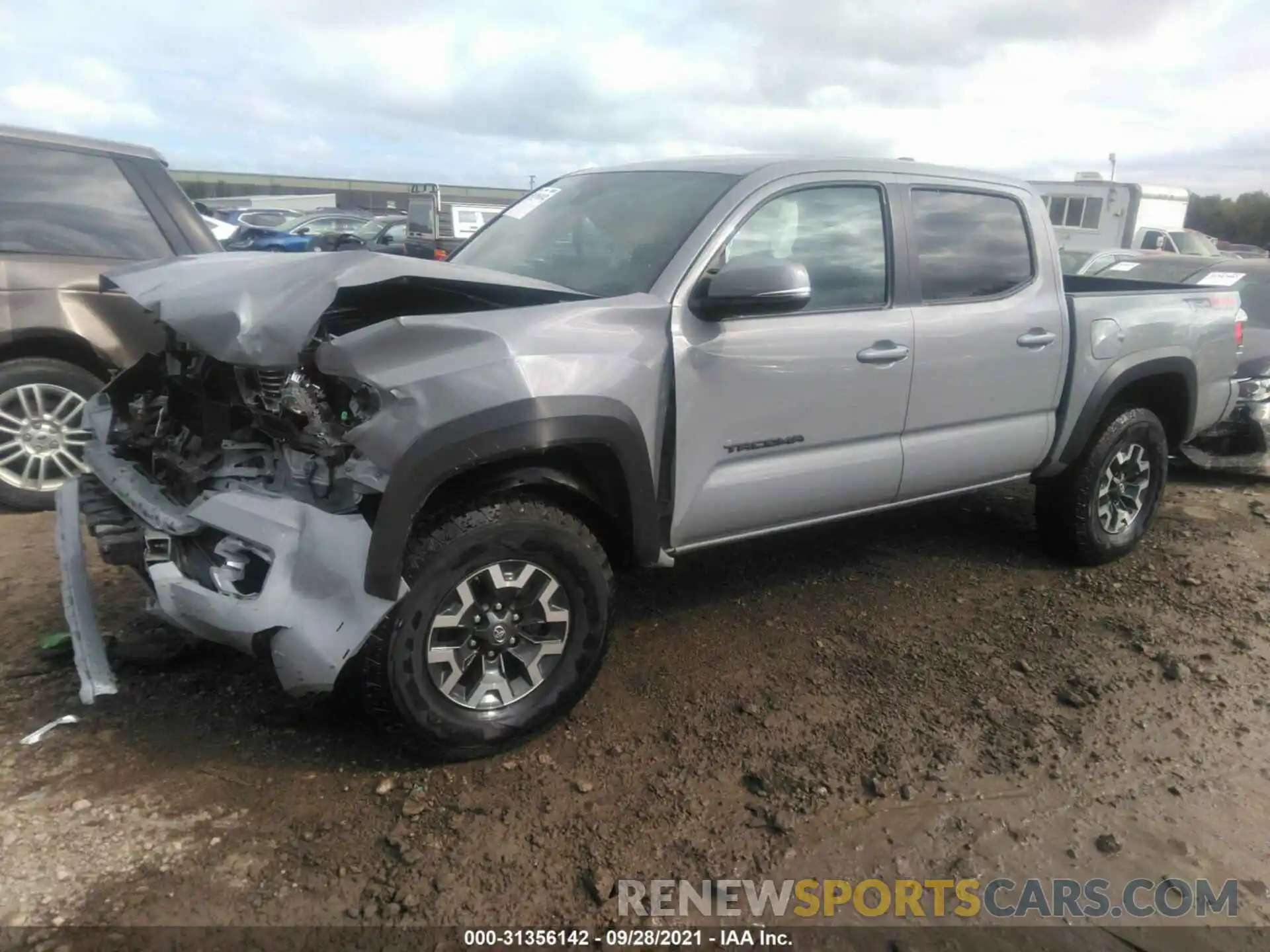 2 Фотография поврежденного автомобиля 3TMCZ5AN5LM365625 TOYOTA TACOMA 4WD 2020