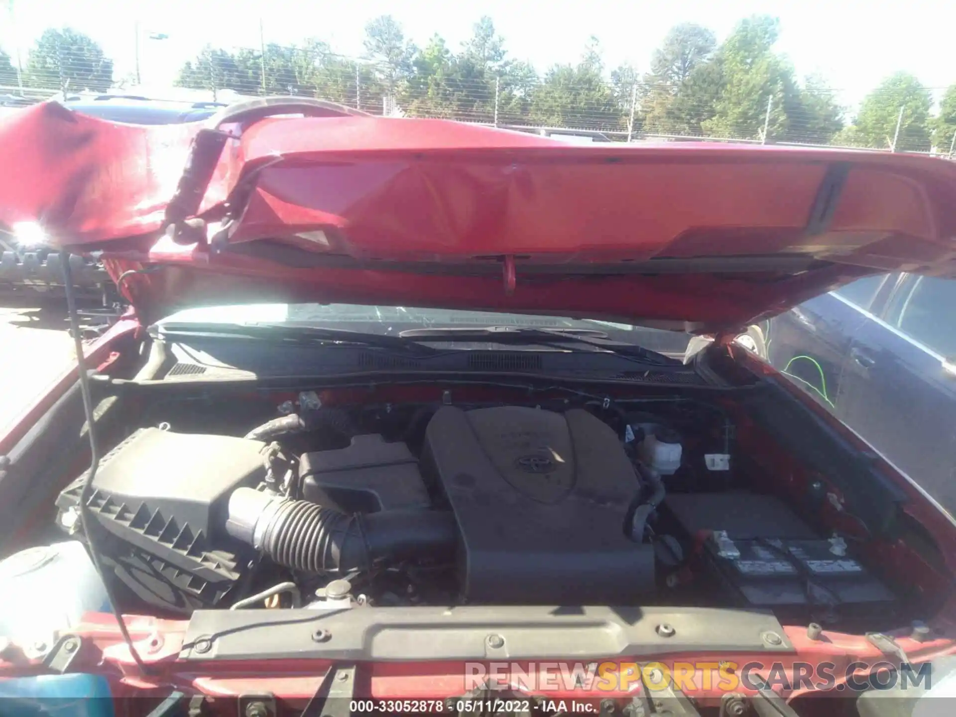 10 Photograph of a damaged car 3TMCZ5AN6LM289459 TOYOTA TACOMA 4WD 2020