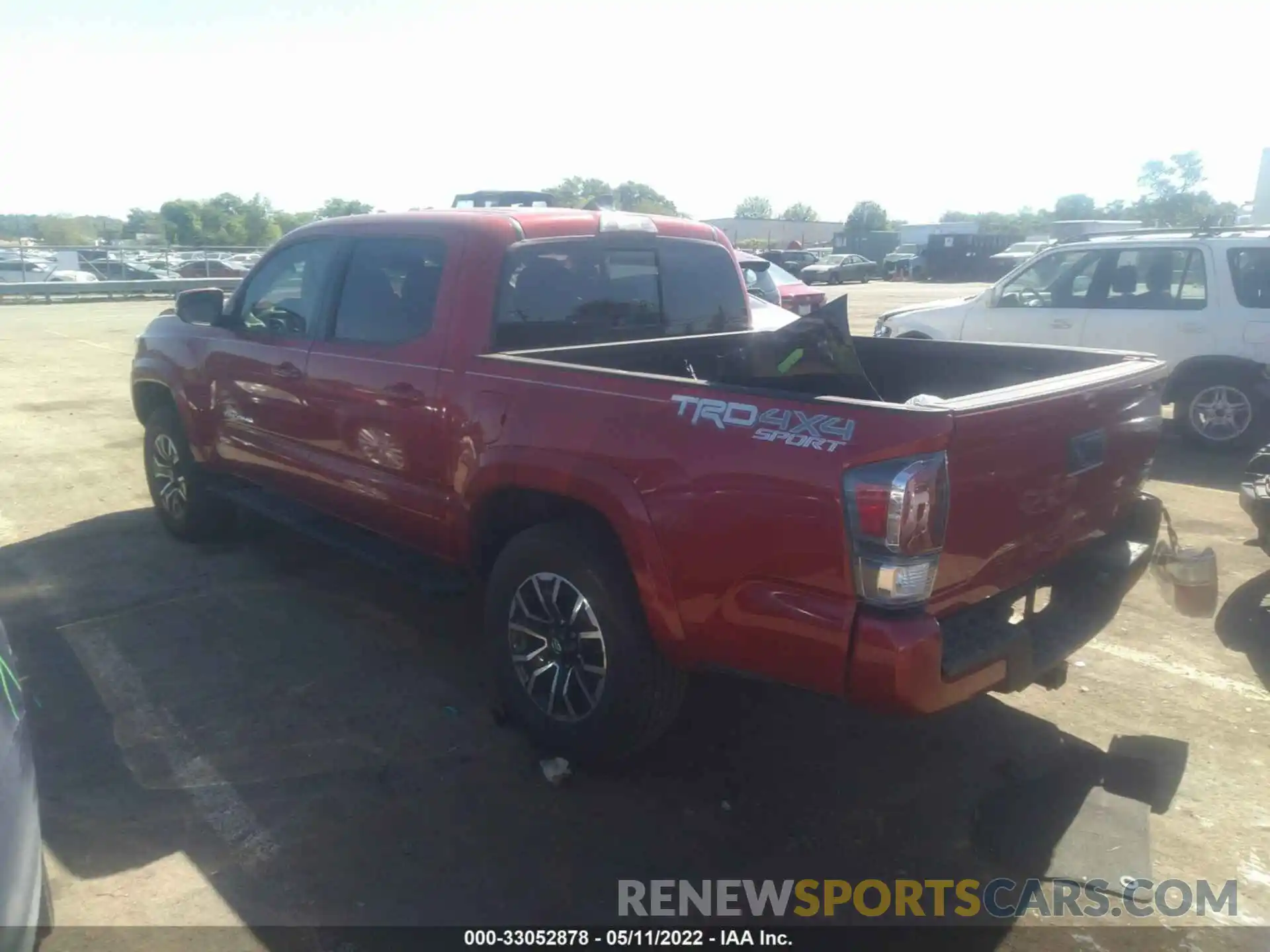 3 Photograph of a damaged car 3TMCZ5AN6LM289459 TOYOTA TACOMA 4WD 2020