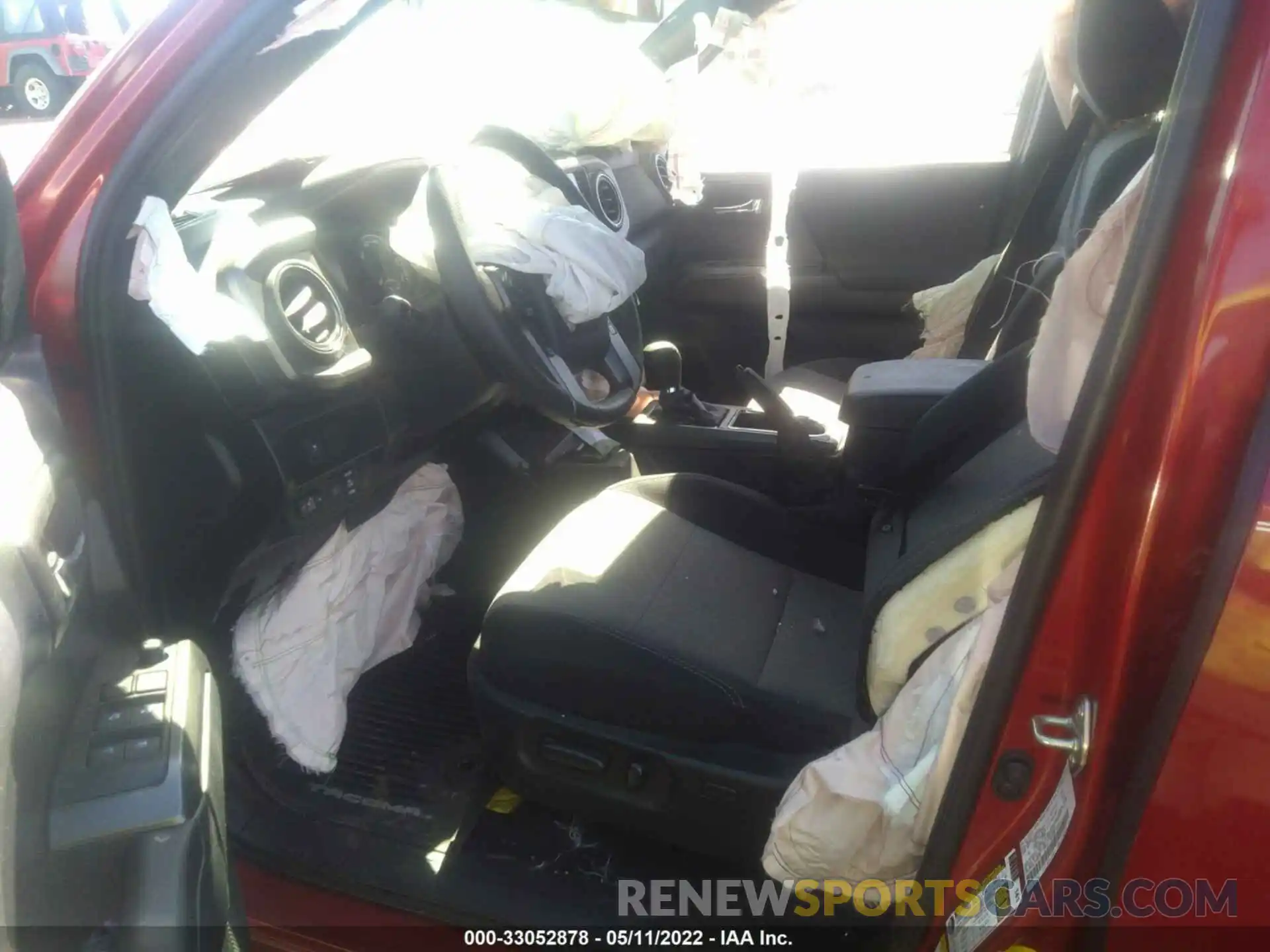 5 Photograph of a damaged car 3TMCZ5AN6LM289459 TOYOTA TACOMA 4WD 2020