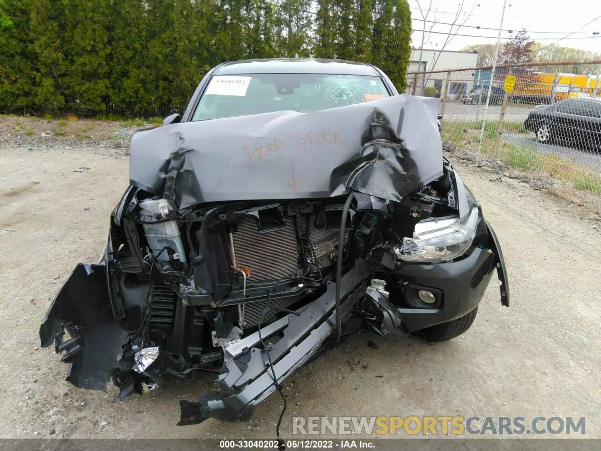 6 Photograph of a damaged car 3TMCZ5AN6LM290367 TOYOTA TACOMA 4WD 2020