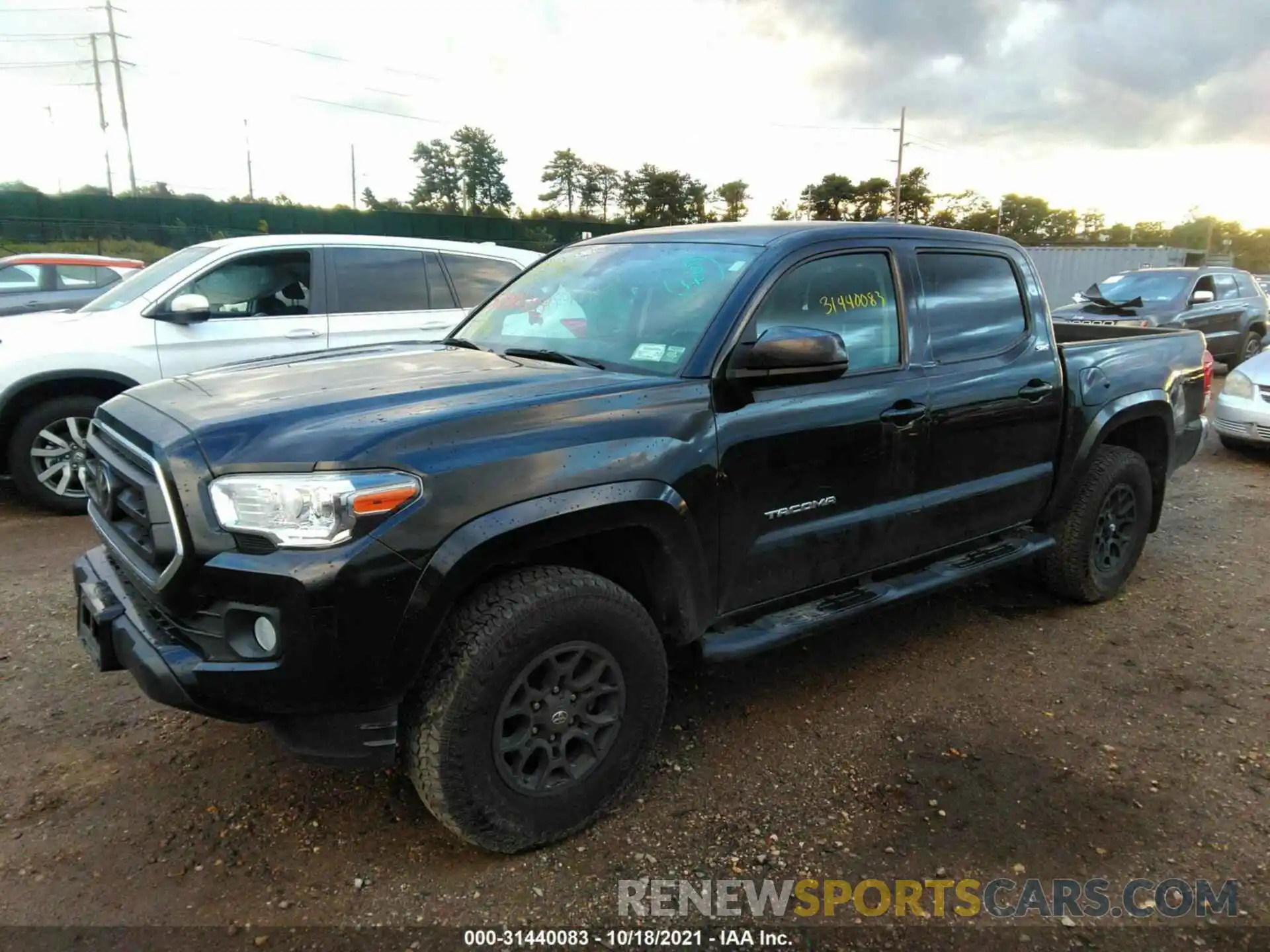 2 Photograph of a damaged car 3TMCZ5AN6LM301836 TOYOTA TACOMA 4WD 2020