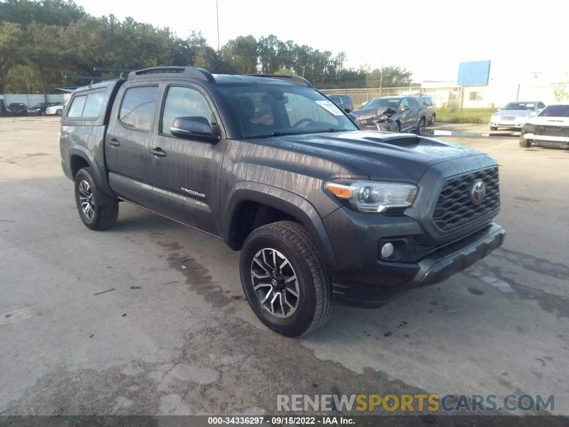 1 Photograph of a damaged car 3TMCZ5AN6LM307734 TOYOTA TACOMA 4WD 2020