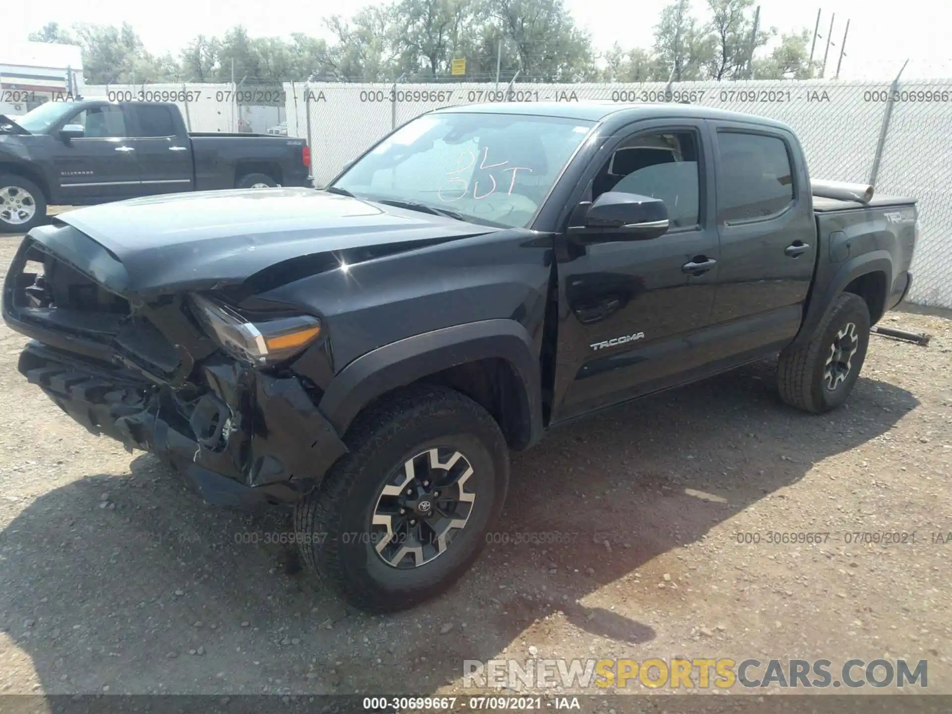 2 Photograph of a damaged car 3TMCZ5AN6LM319897 TOYOTA TACOMA 4WD 2020