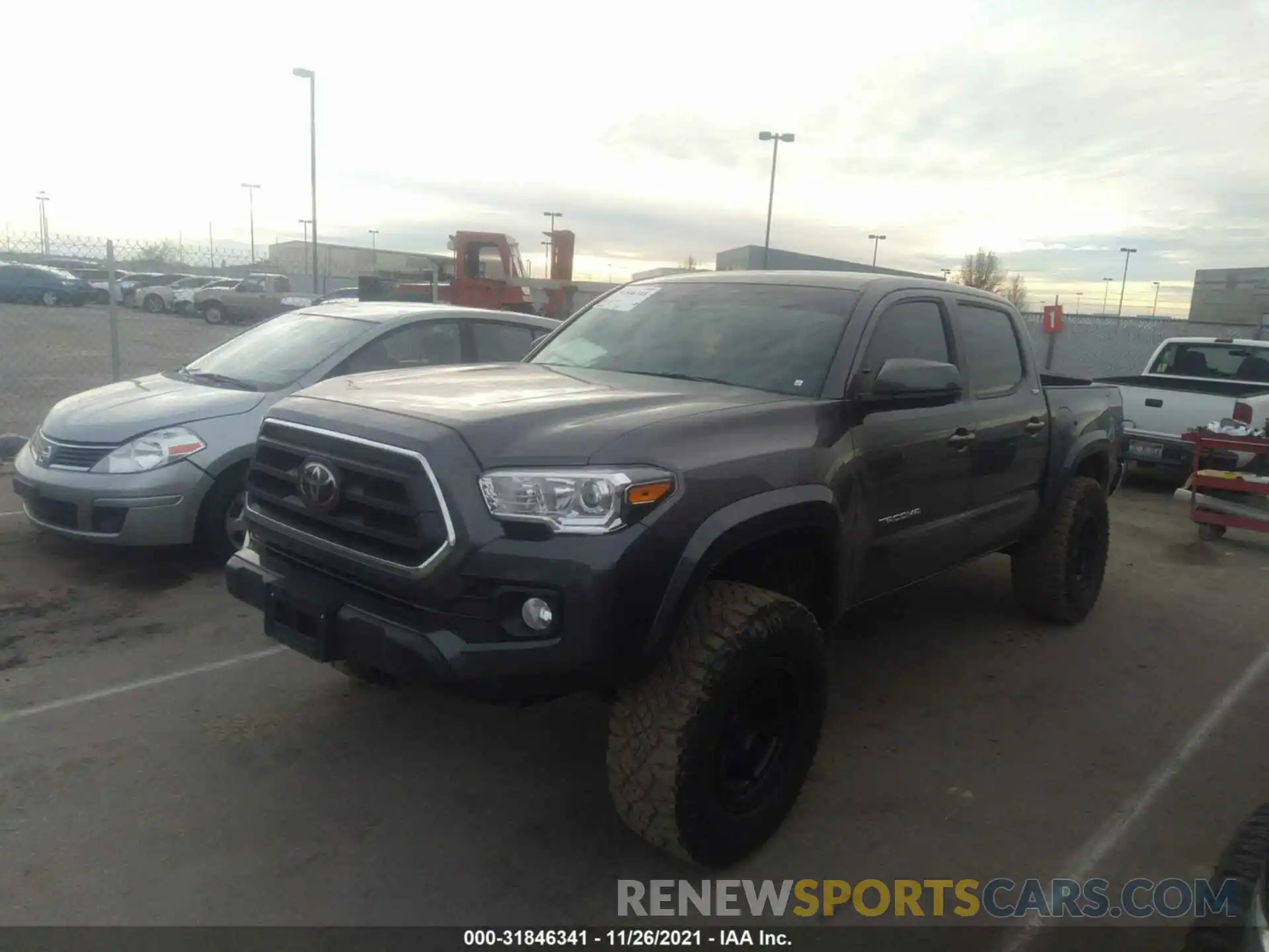 2 Photograph of a damaged car 3TMCZ5AN6LM324081 TOYOTA TACOMA 4WD 2020