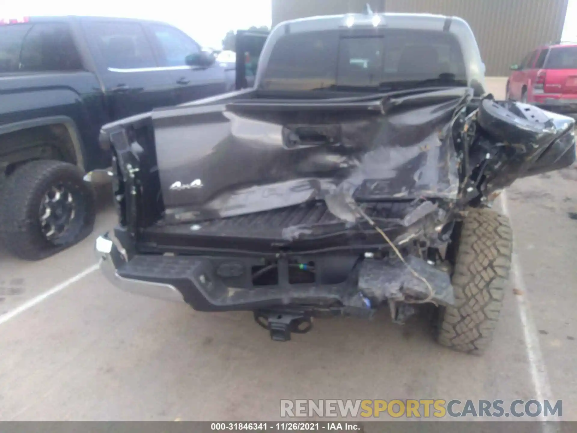 6 Photograph of a damaged car 3TMCZ5AN6LM324081 TOYOTA TACOMA 4WD 2020