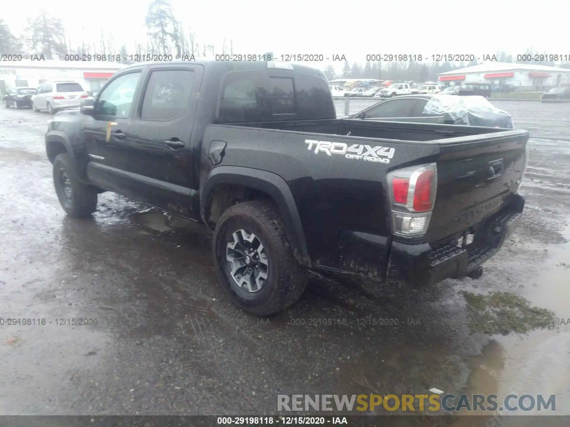 3 Photograph of a damaged car 3TMCZ5AN6LM326560 TOYOTA TACOMA 4WD 2020