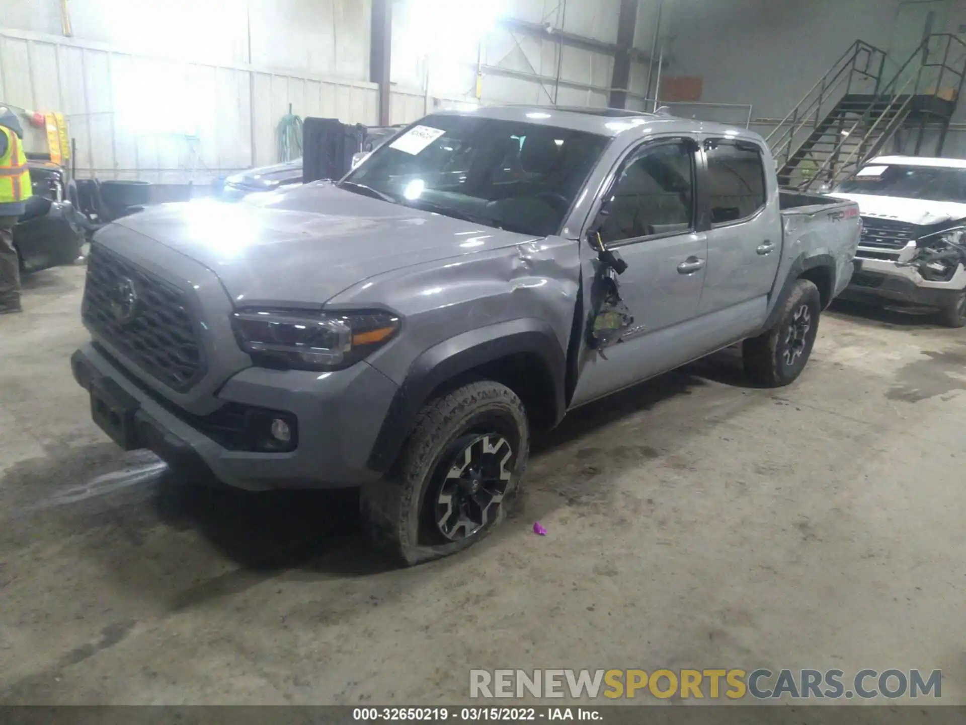 2 Photograph of a damaged car 3TMCZ5AN6LM327059 TOYOTA TACOMA 4WD 2020