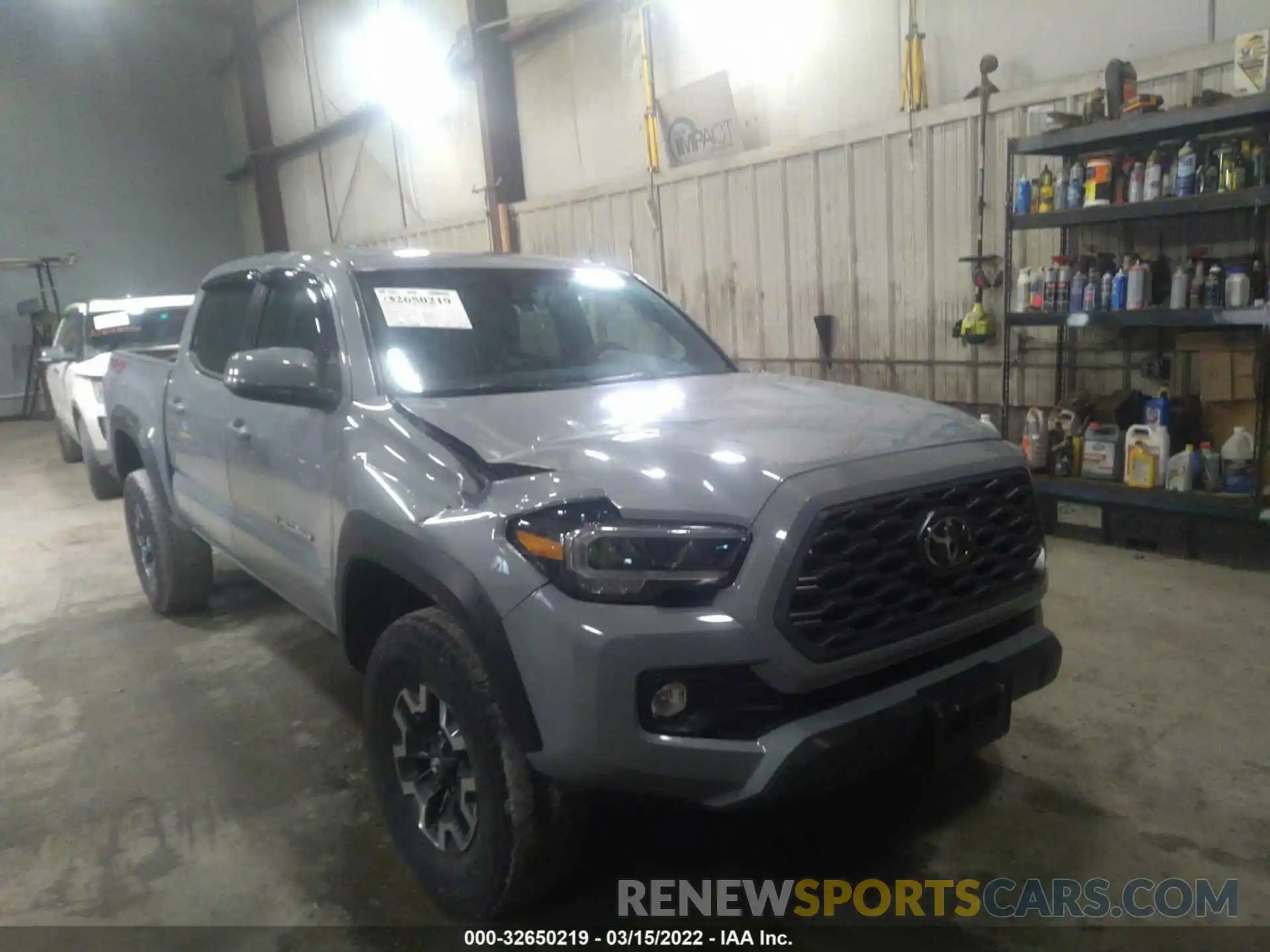 6 Photograph of a damaged car 3TMCZ5AN6LM327059 TOYOTA TACOMA 4WD 2020