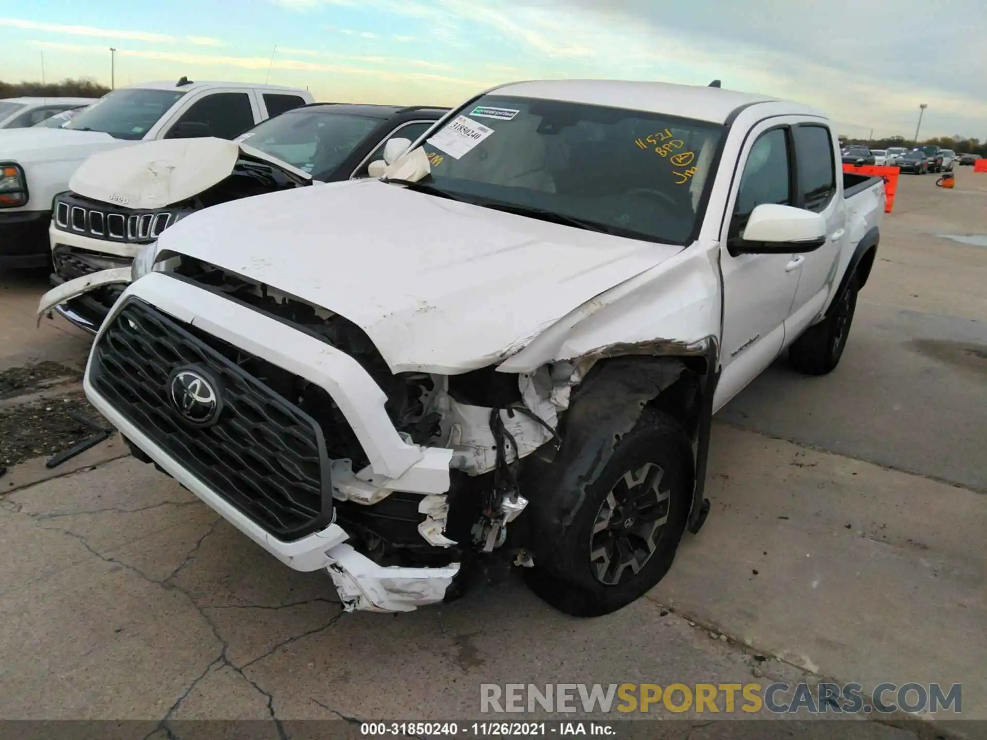 2 Photograph of a damaged car 3TMCZ5AN6LM330687 TOYOTA TACOMA 4WD 2020