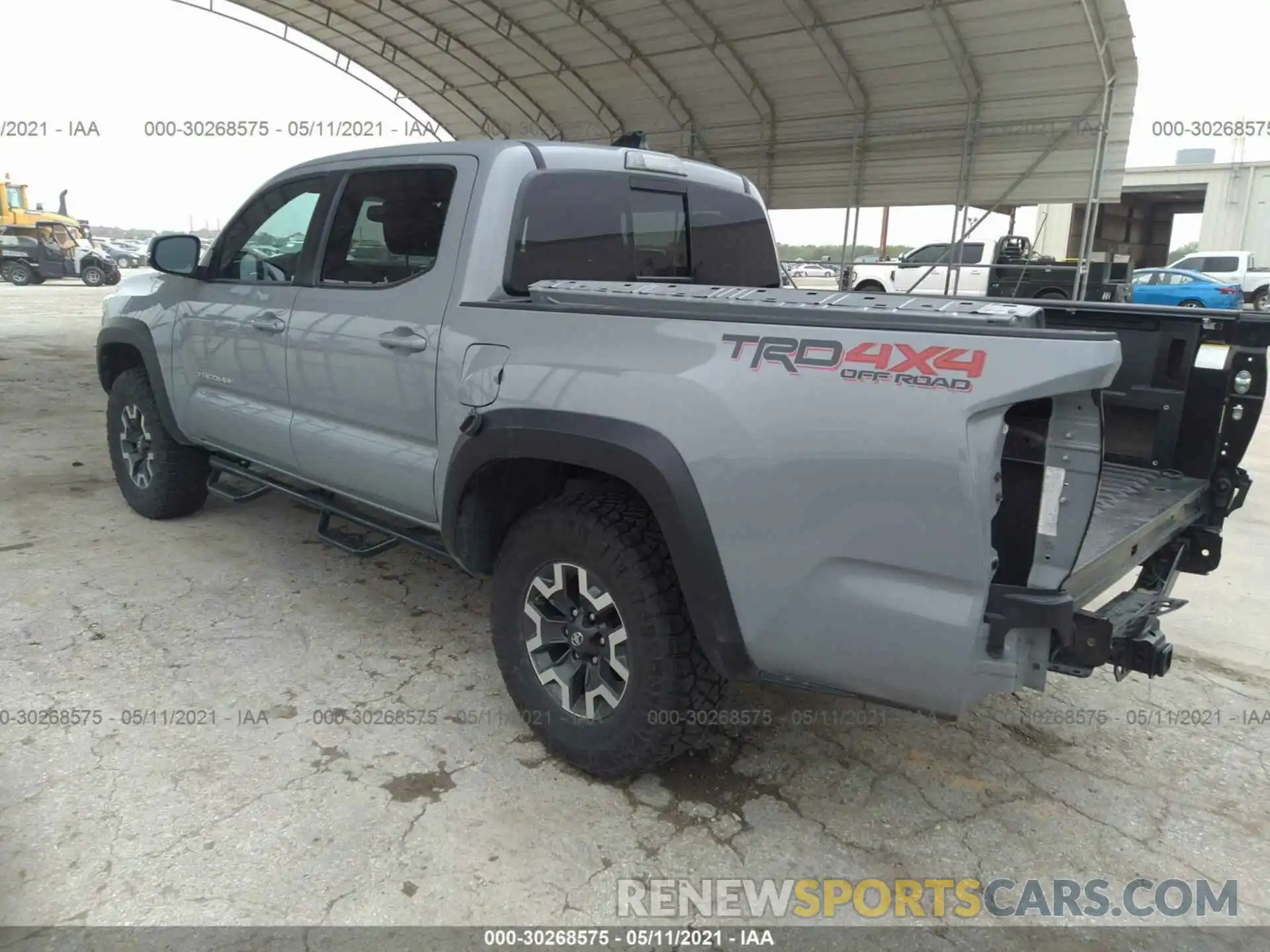 3 Photograph of a damaged car 3TMCZ5AN6LM337834 TOYOTA TACOMA 4WD 2020