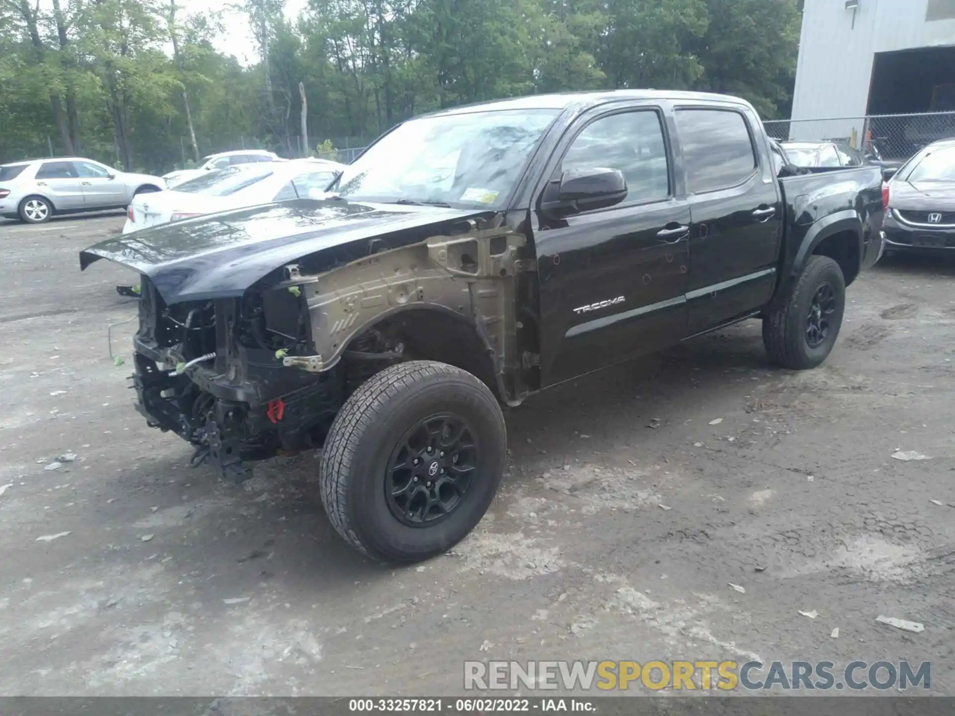 2 Photograph of a damaged car 3TMCZ5AN6LM344976 TOYOTA TACOMA 4WD 2020