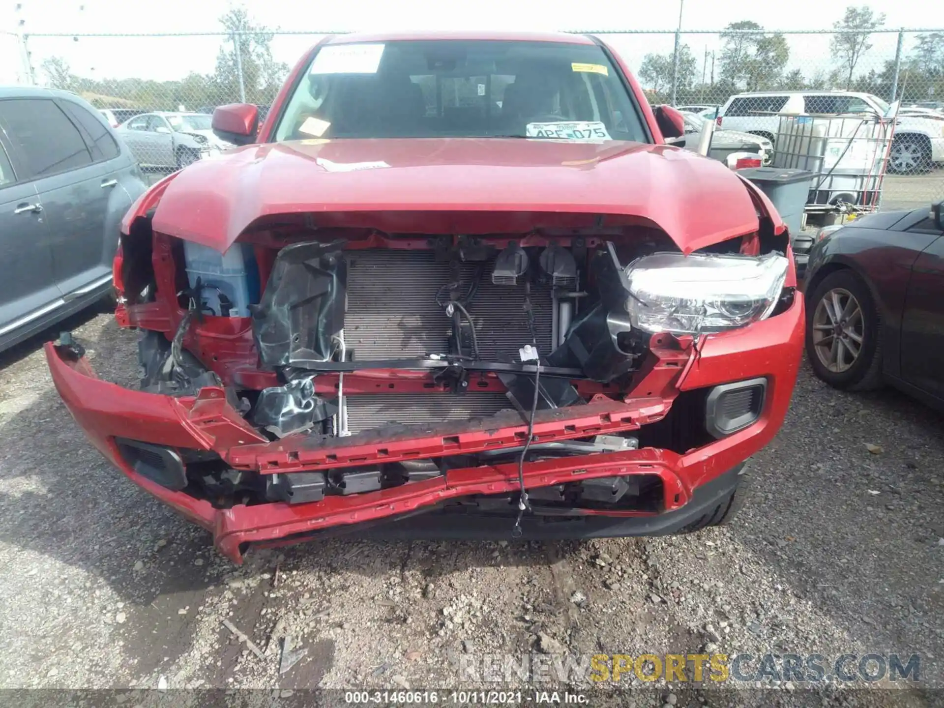 6 Photograph of a damaged car 3TMCZ5AN6LM355413 TOYOTA TACOMA 4WD 2020