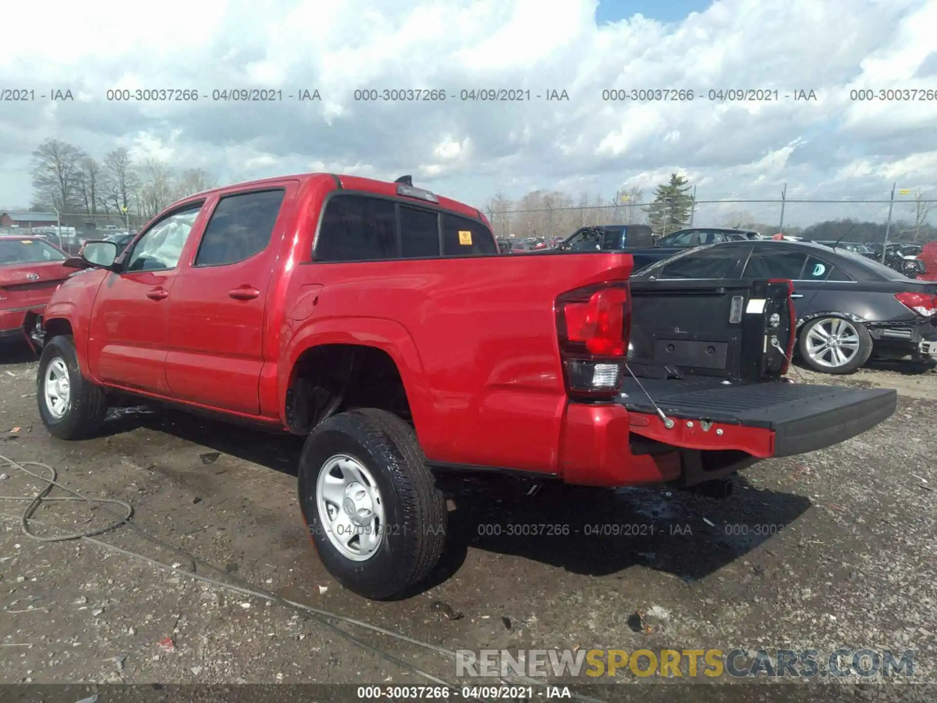 3 Photograph of a damaged car 3TMCZ5AN6LM365178 TOYOTA TACOMA 4WD 2020