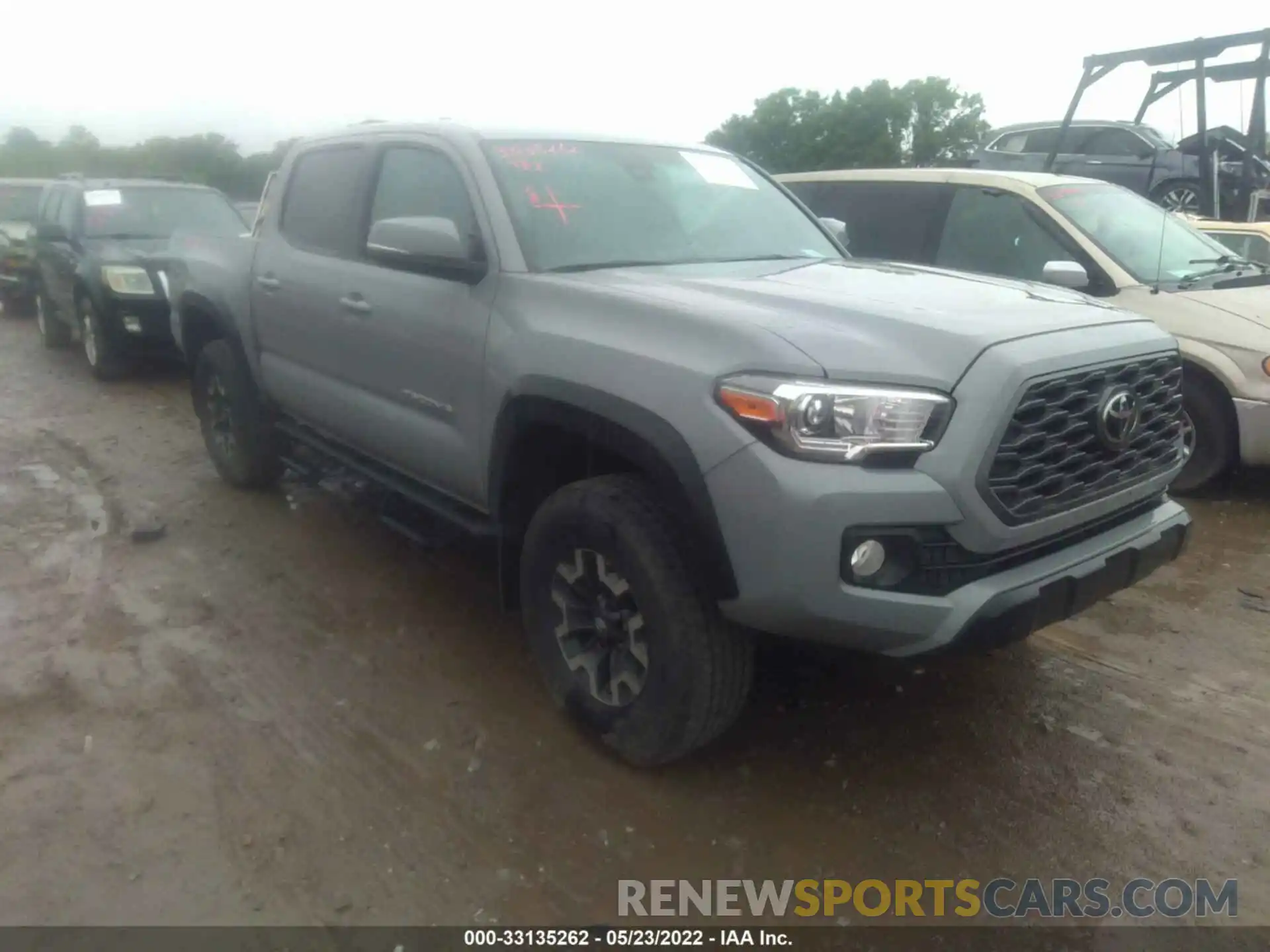 1 Photograph of a damaged car 3TMCZ5AN7LM294895 TOYOTA TACOMA 4WD 2020