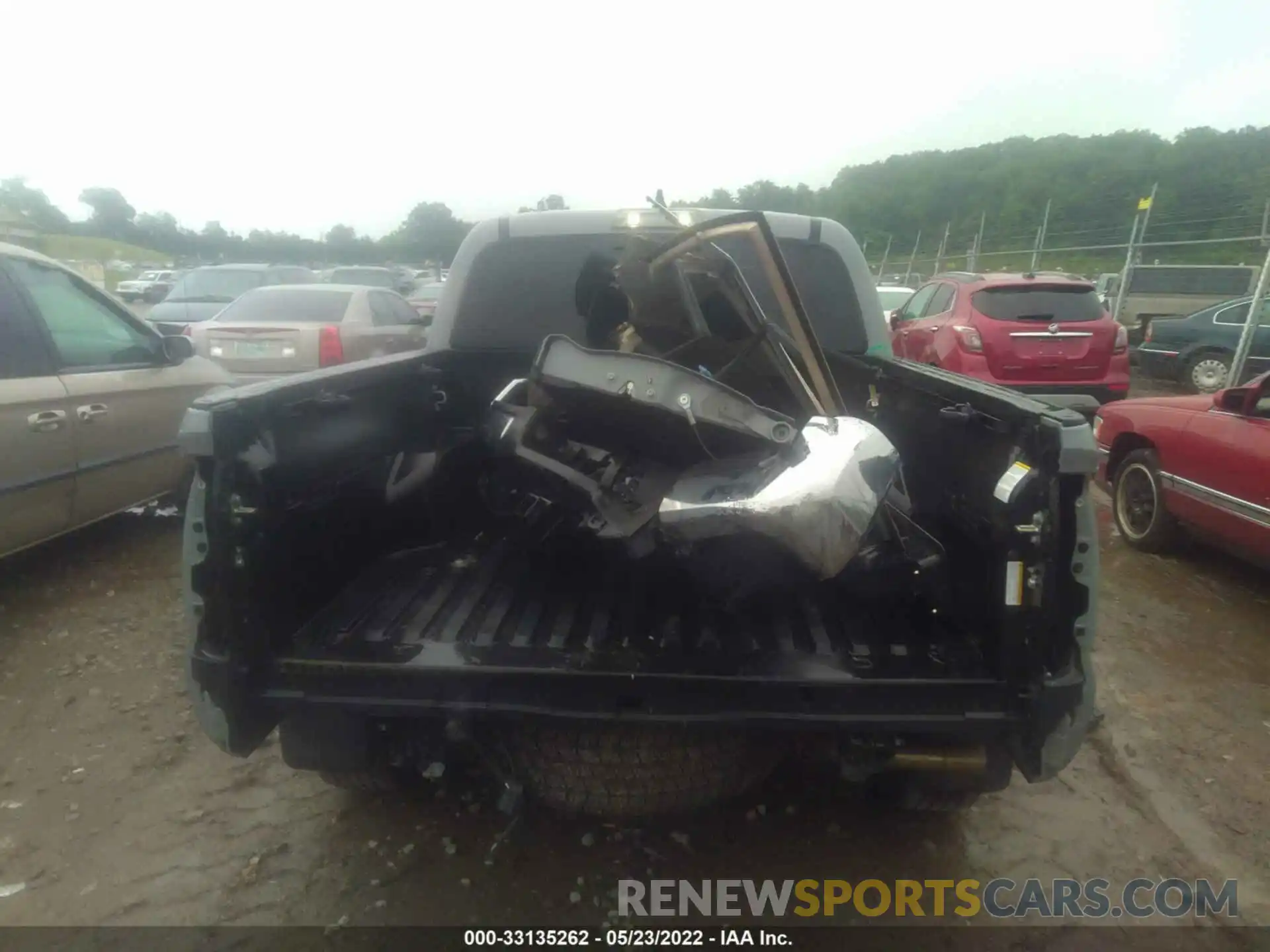 6 Photograph of a damaged car 3TMCZ5AN7LM294895 TOYOTA TACOMA 4WD 2020