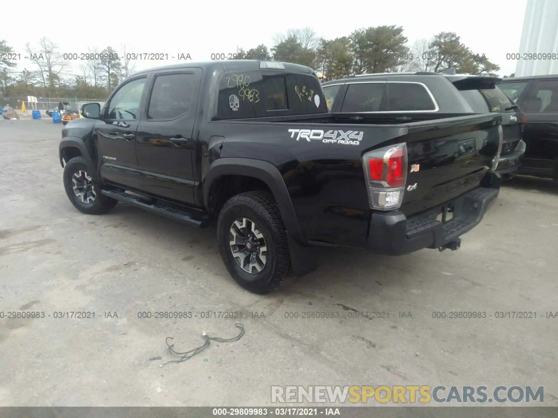 3 Photograph of a damaged car 3TMCZ5AN7LM295027 TOYOTA TACOMA 4WD 2020