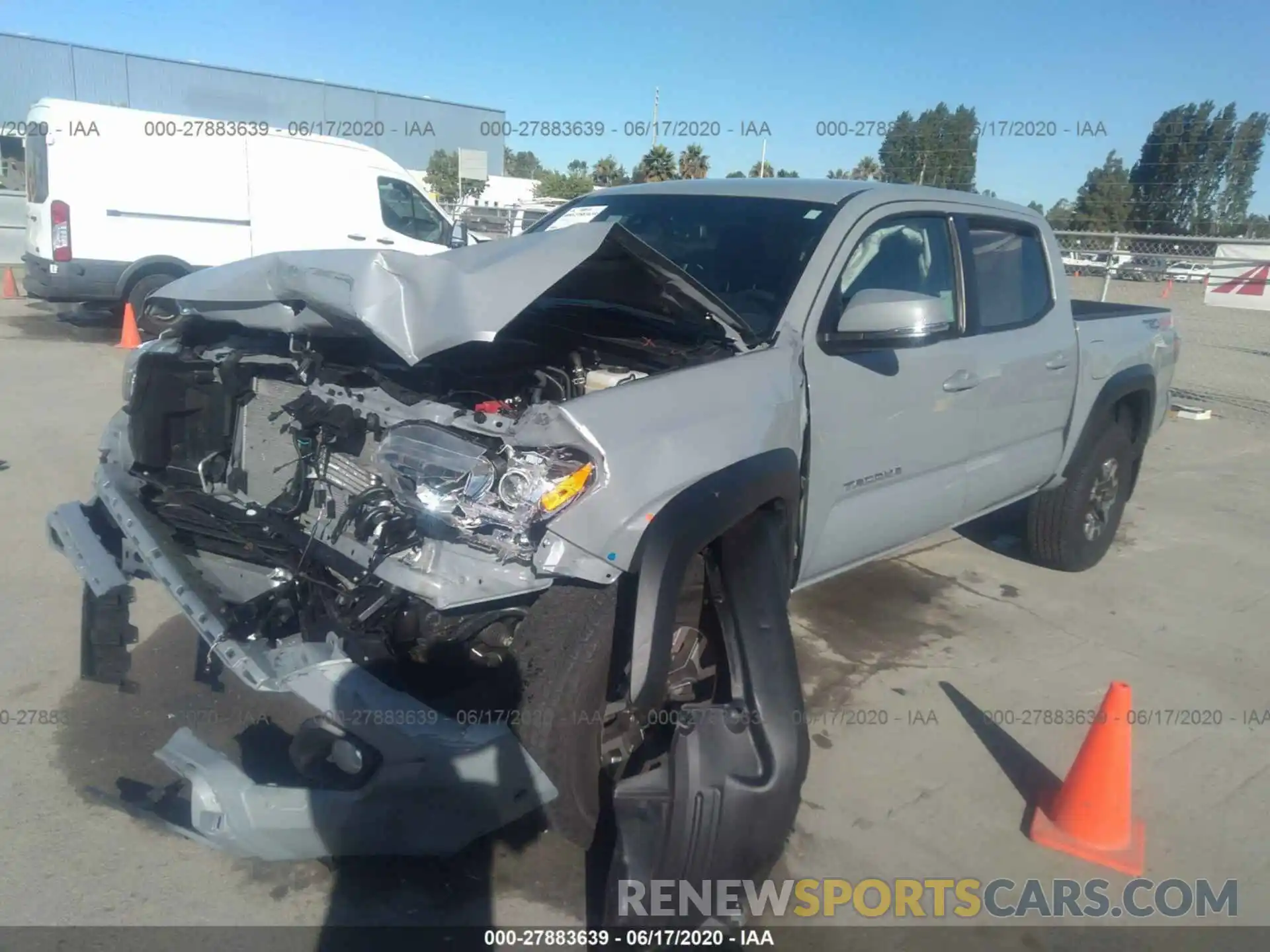 2 Photograph of a damaged car 3TMCZ5AN7LM302056 TOYOTA TACOMA 4WD 2020