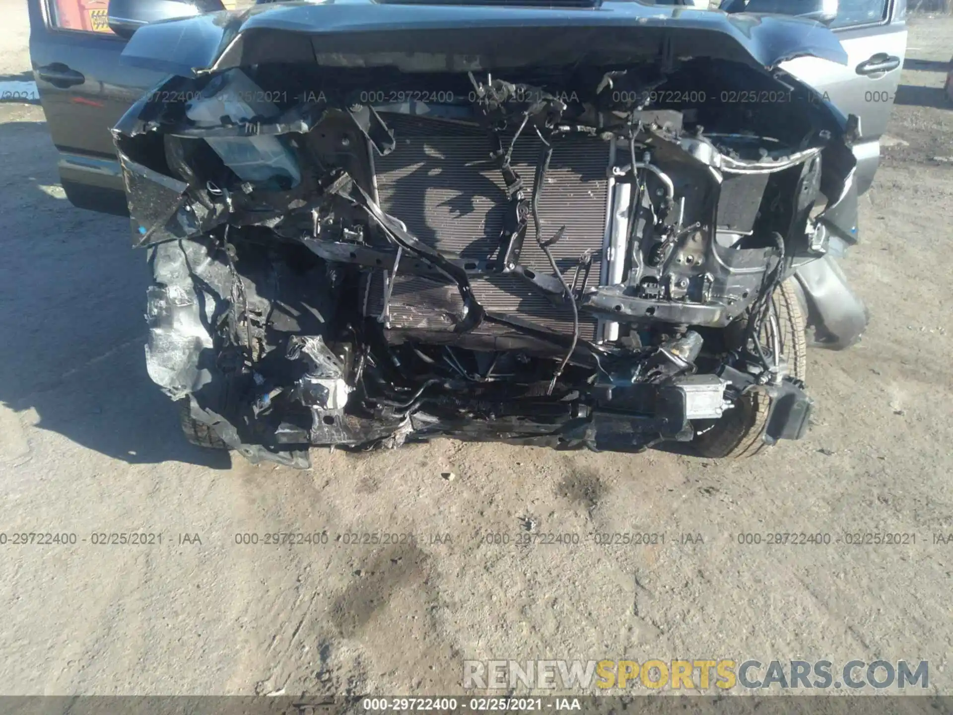 6 Photograph of a damaged car 3TMCZ5AN7LM313915 TOYOTA TACOMA 4WD 2020