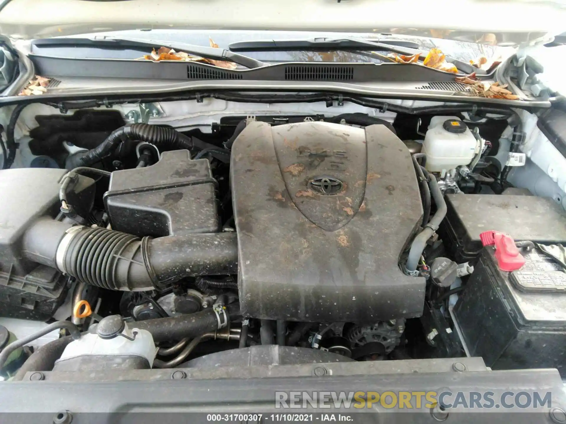 10 Photograph of a damaged car 3TMCZ5AN7LM320525 TOYOTA TACOMA 4WD 2020