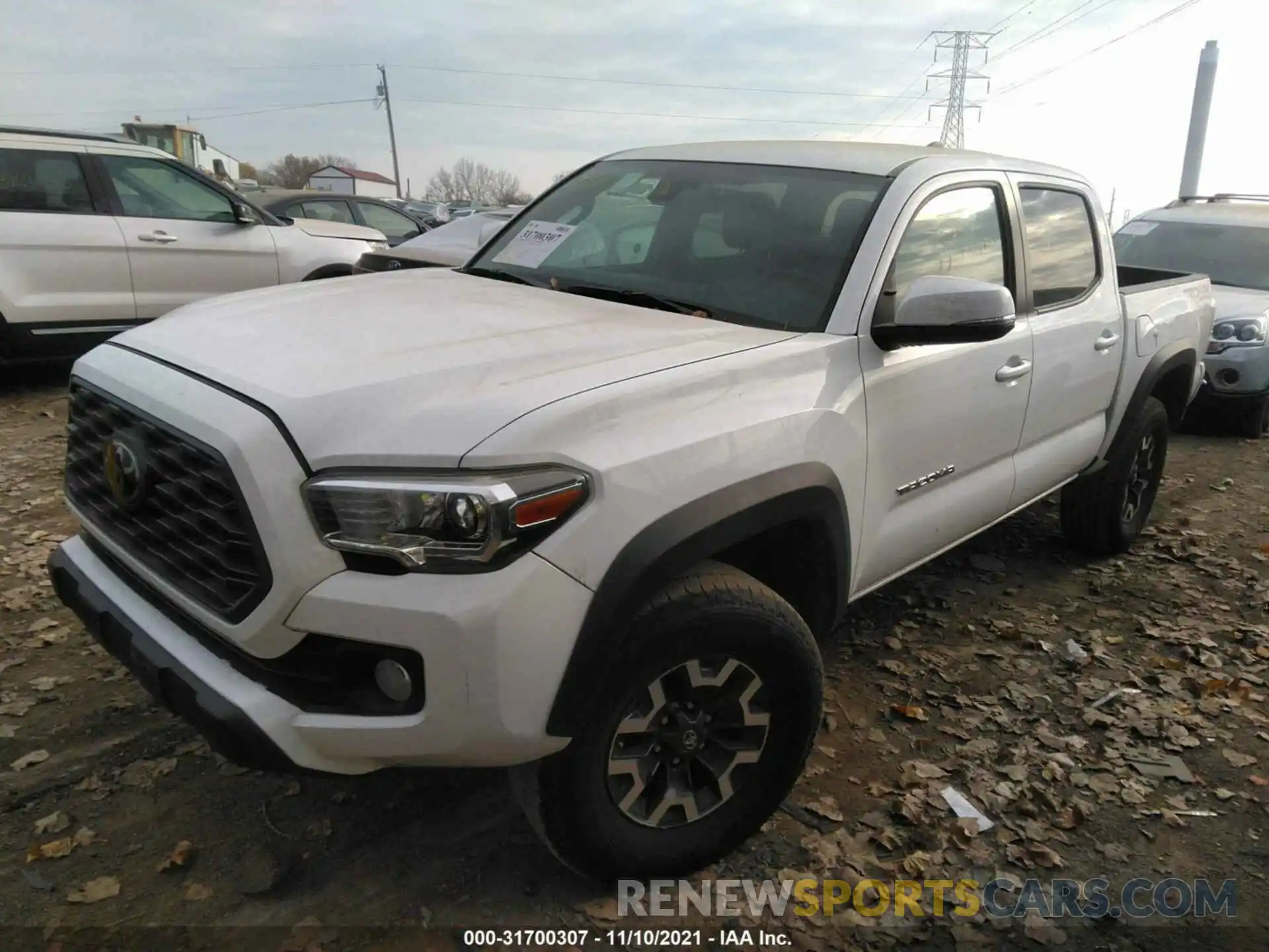 2 Photograph of a damaged car 3TMCZ5AN7LM320525 TOYOTA TACOMA 4WD 2020