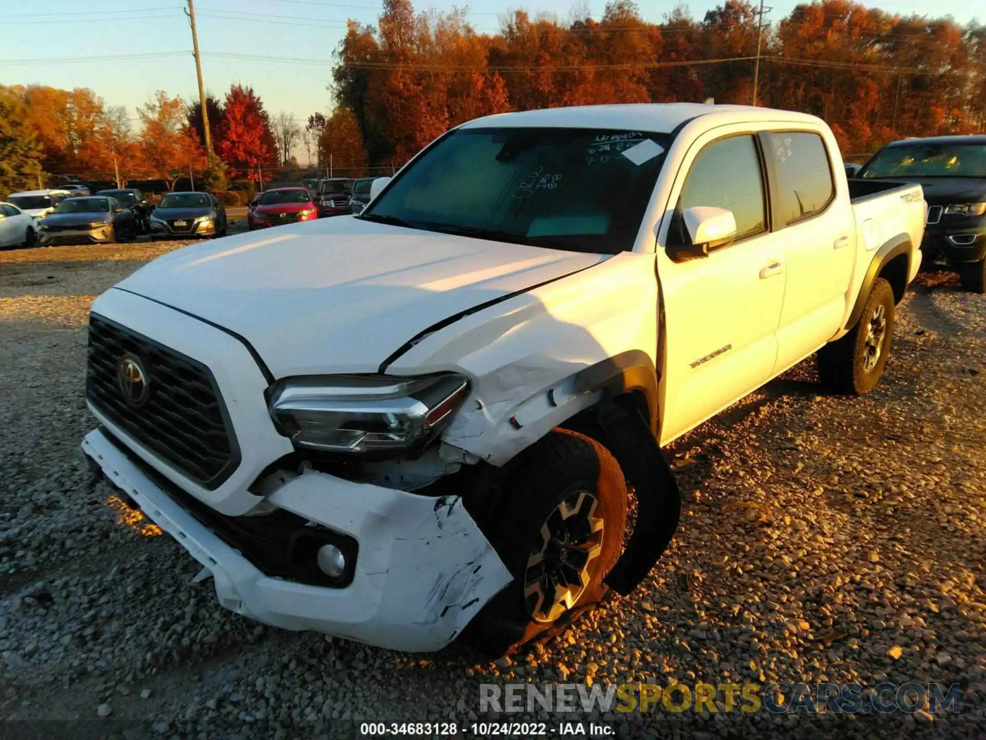 2 Photograph of a damaged car 3TMCZ5AN7LM323067 TOYOTA TACOMA 4WD 2020