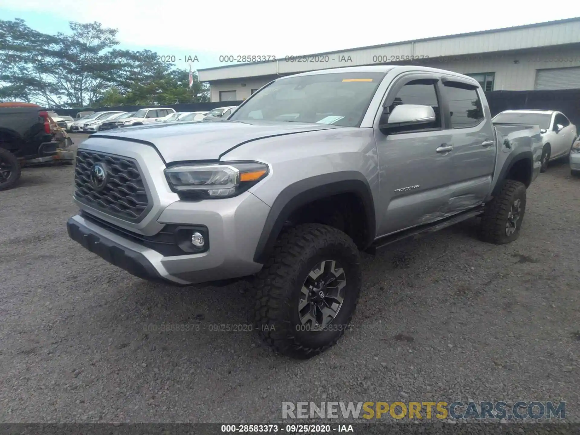 2 Photograph of a damaged car 3TMCZ5AN7LM324316 TOYOTA TACOMA 4WD 2020