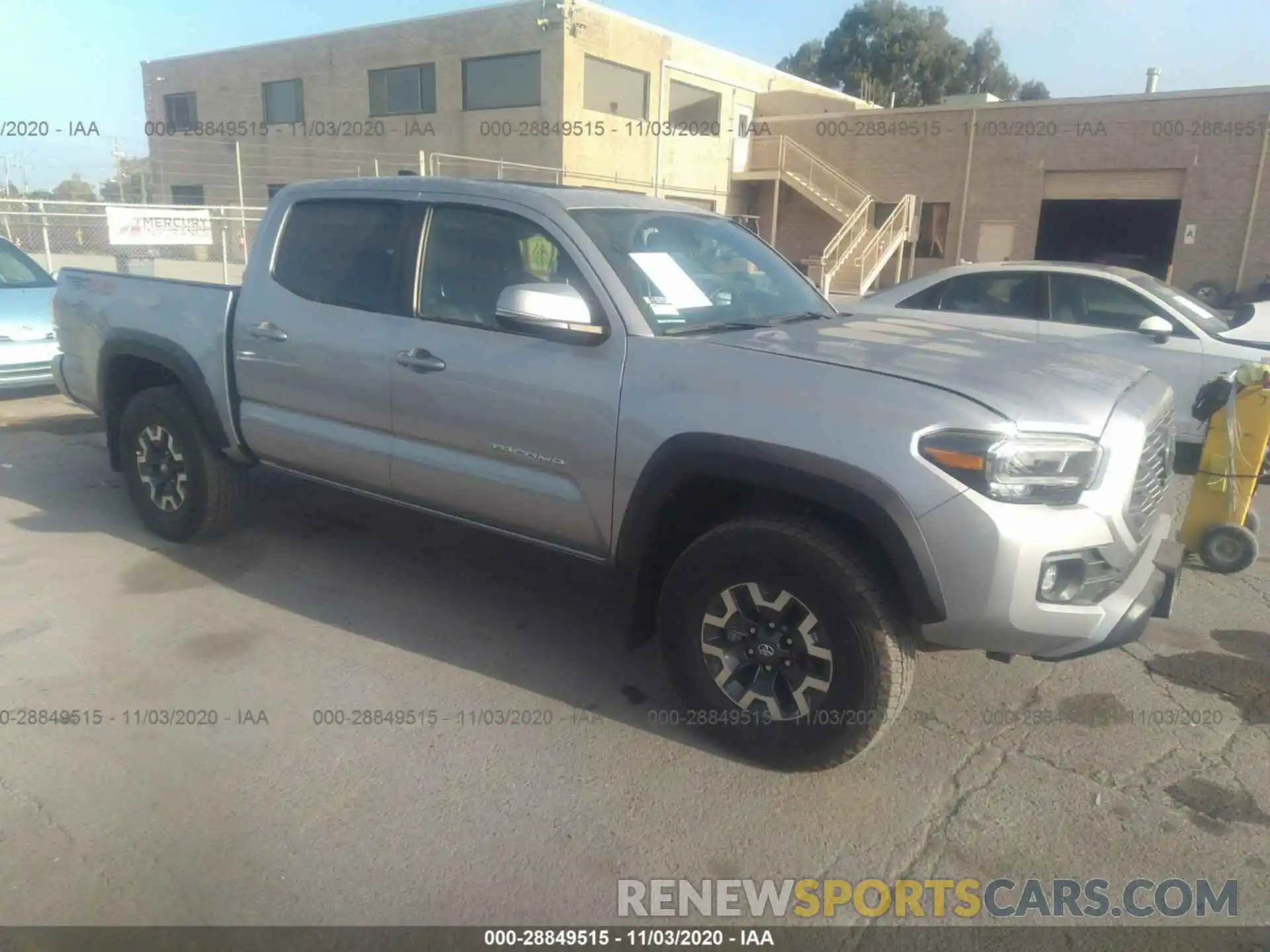 1 Photograph of a damaged car 3TMCZ5AN7LM324543 TOYOTA TACOMA 4WD 2020