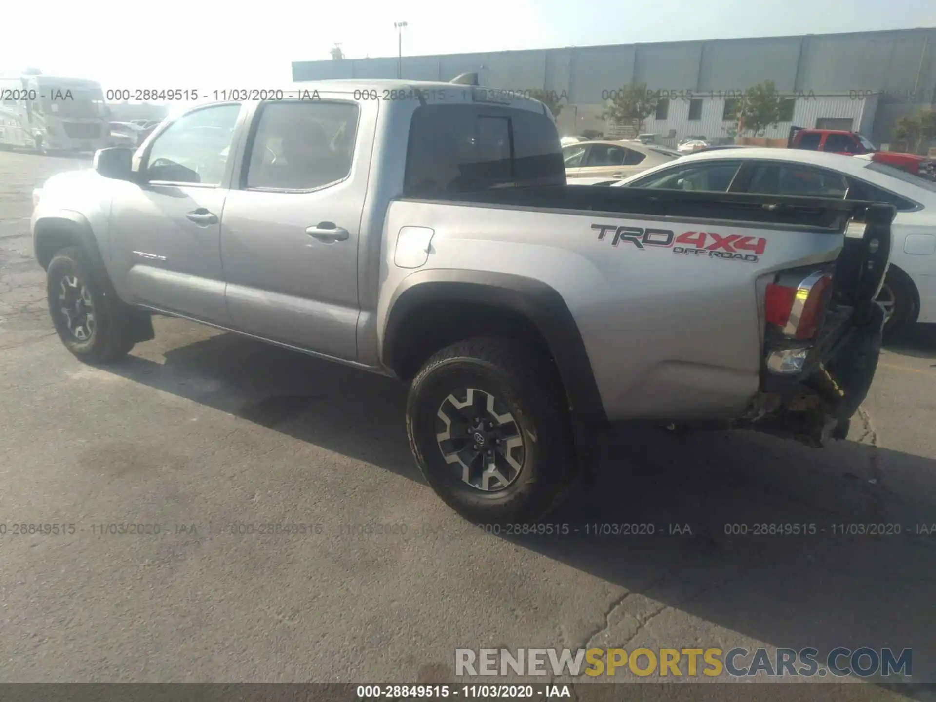 3 Photograph of a damaged car 3TMCZ5AN7LM324543 TOYOTA TACOMA 4WD 2020