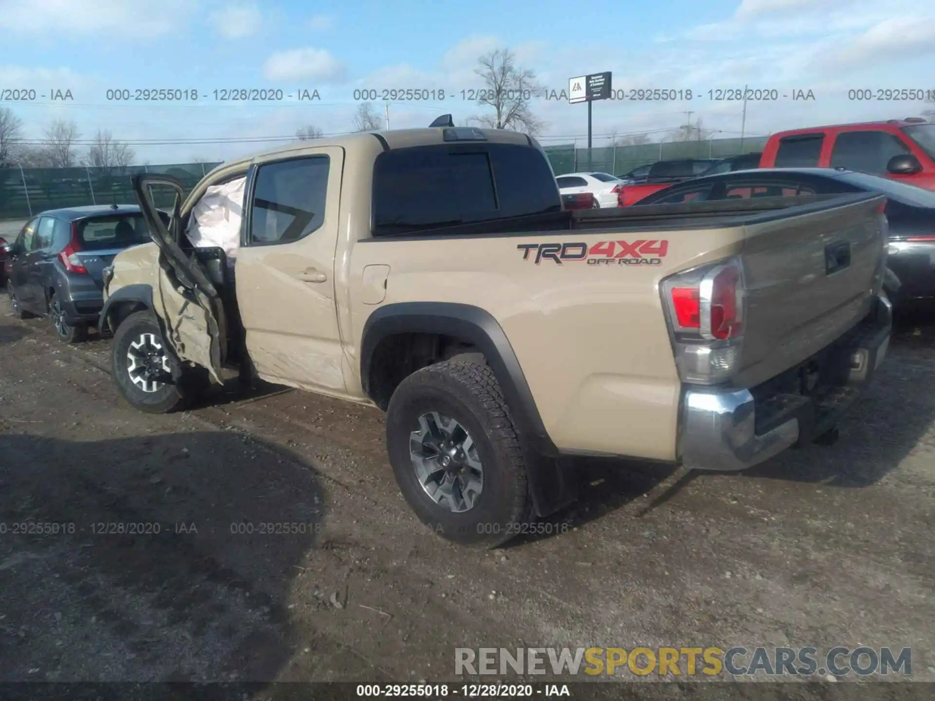 3 Photograph of a damaged car 3TMCZ5AN7LM324798 TOYOTA TACOMA 4WD 2020